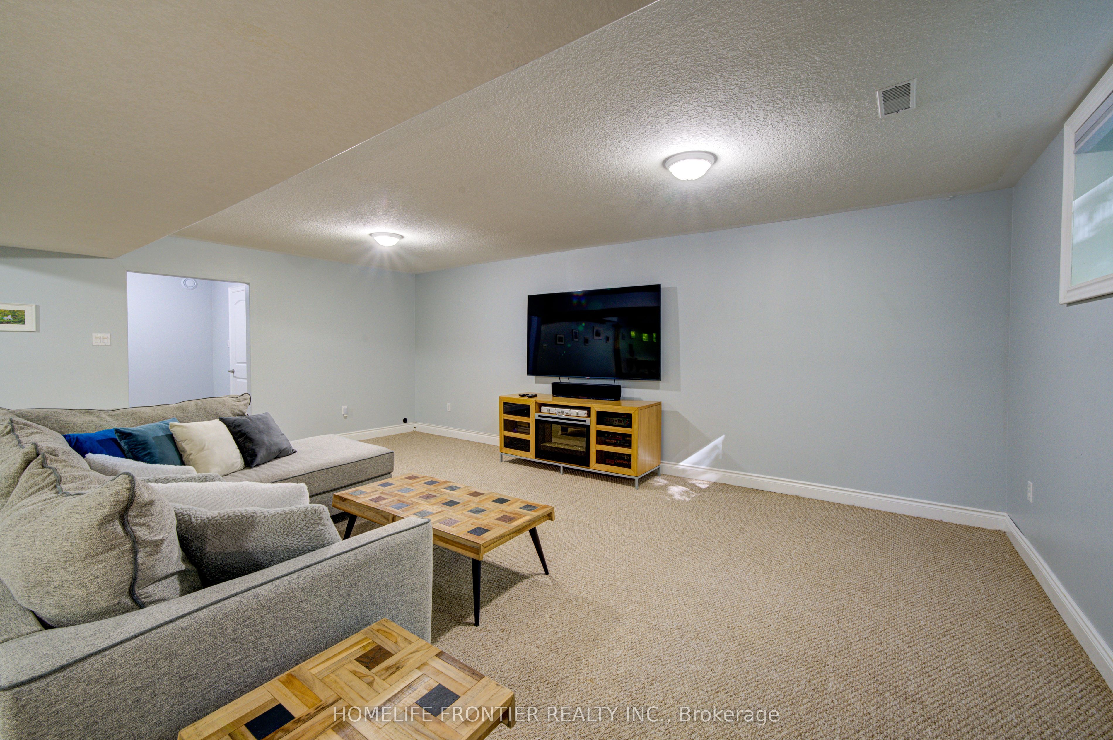 42 Forest Circle Property Photo 24