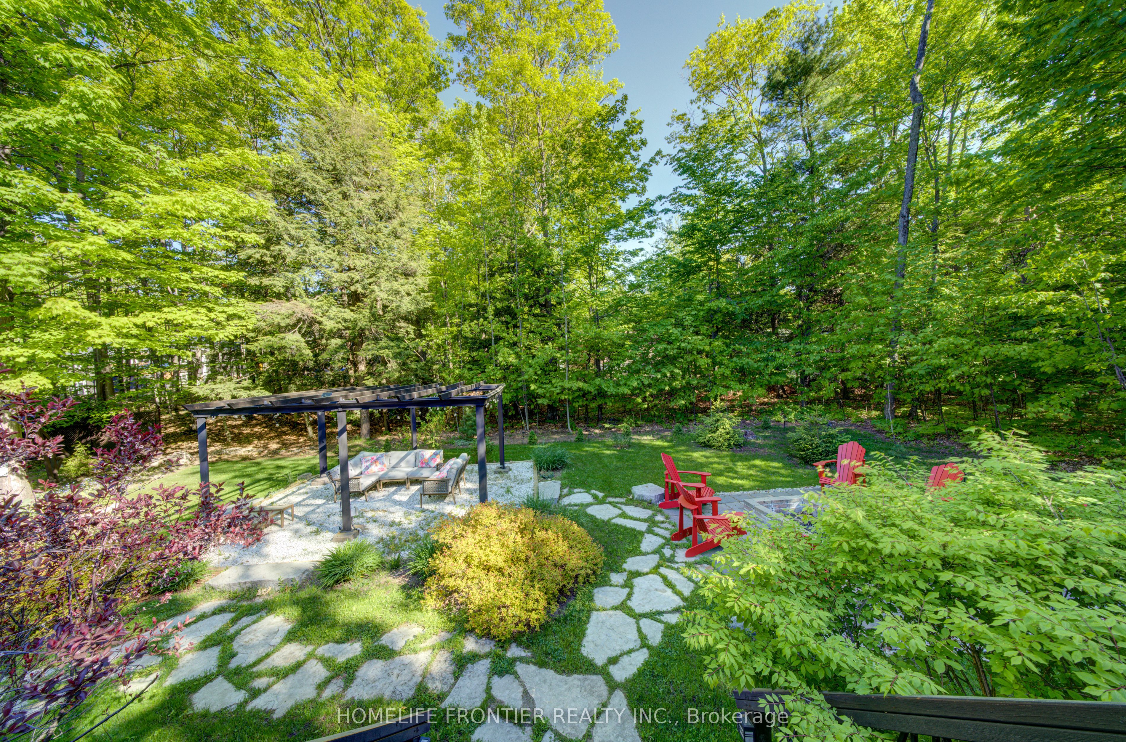 42 Forest Circle Property Photo 35