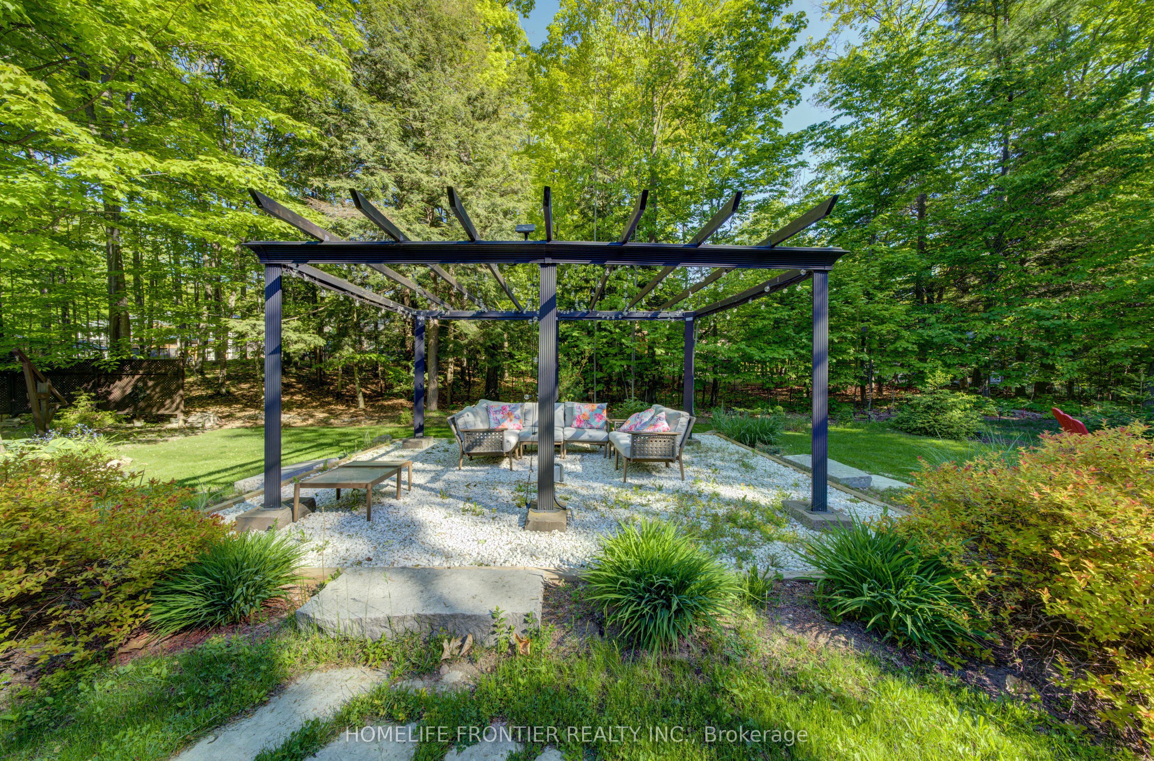 42 Forest Circle Property Photo 39