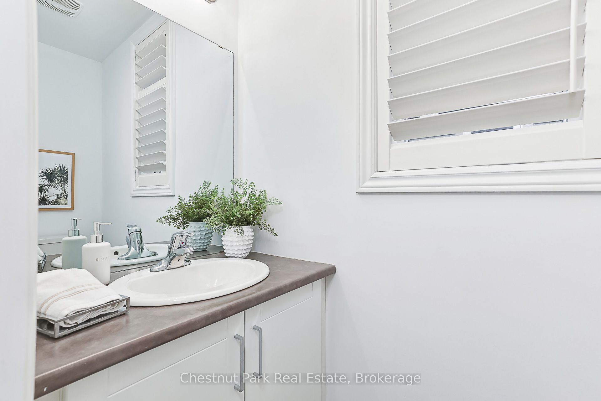 18 Gregory Avenue Property Photo 5