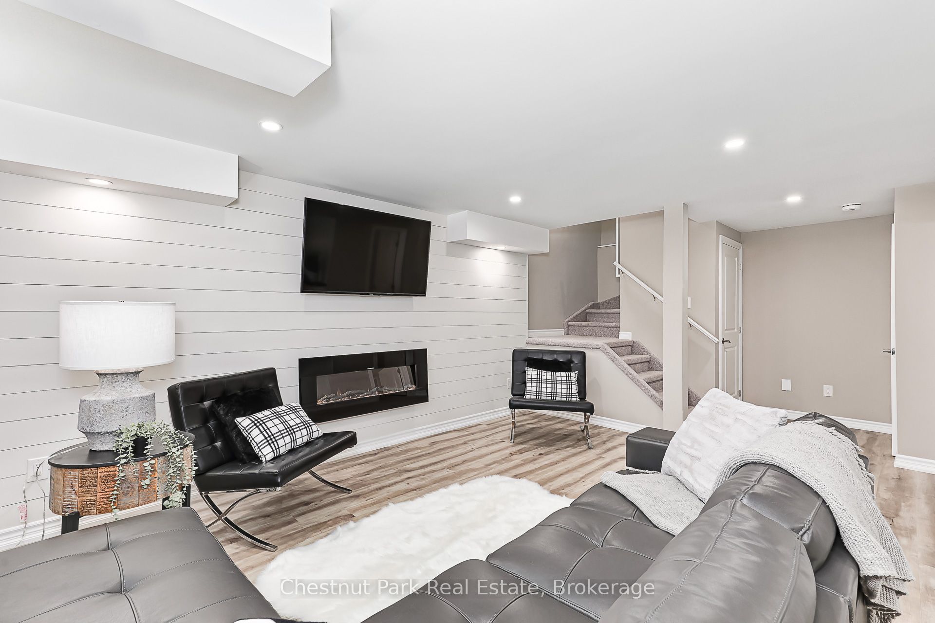 18 Gregory Avenue Property Photo 29