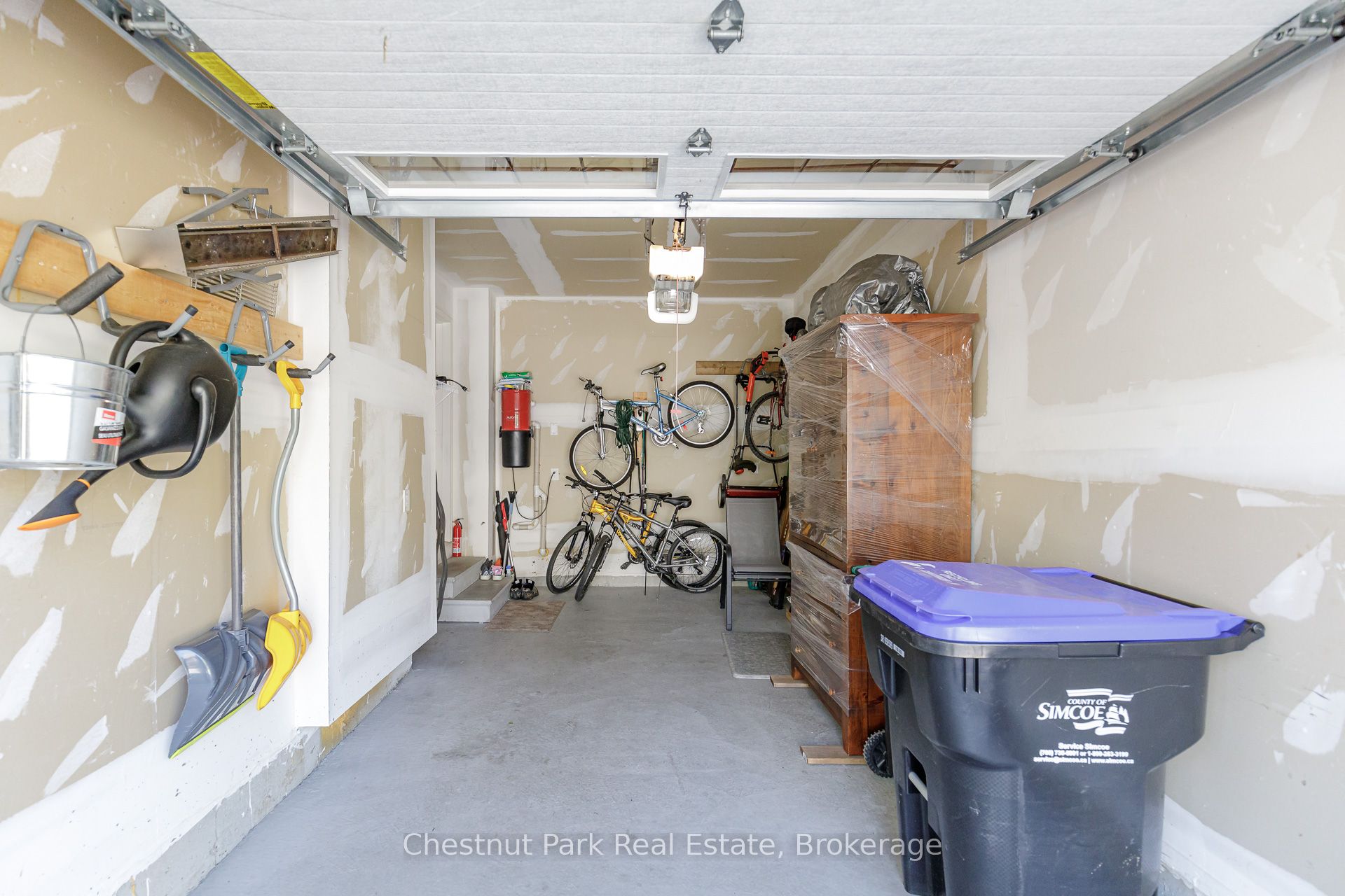 18 Gregory Avenue Property Photo 32