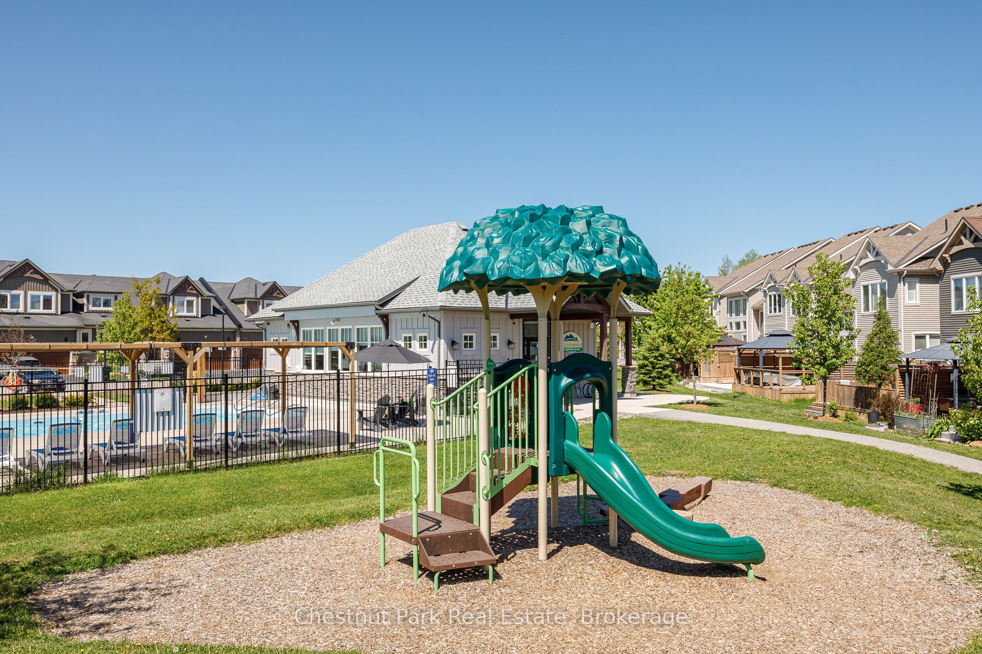 18 Gregory Avenue Property Photo 46
