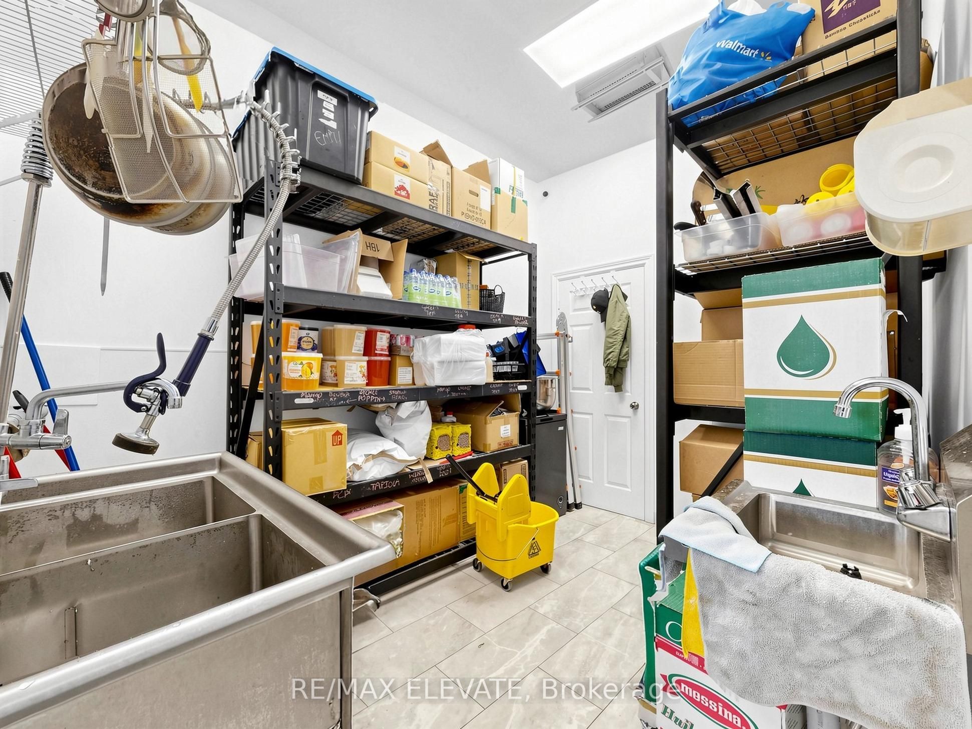1 Market Lane Unit A Property Photo 13