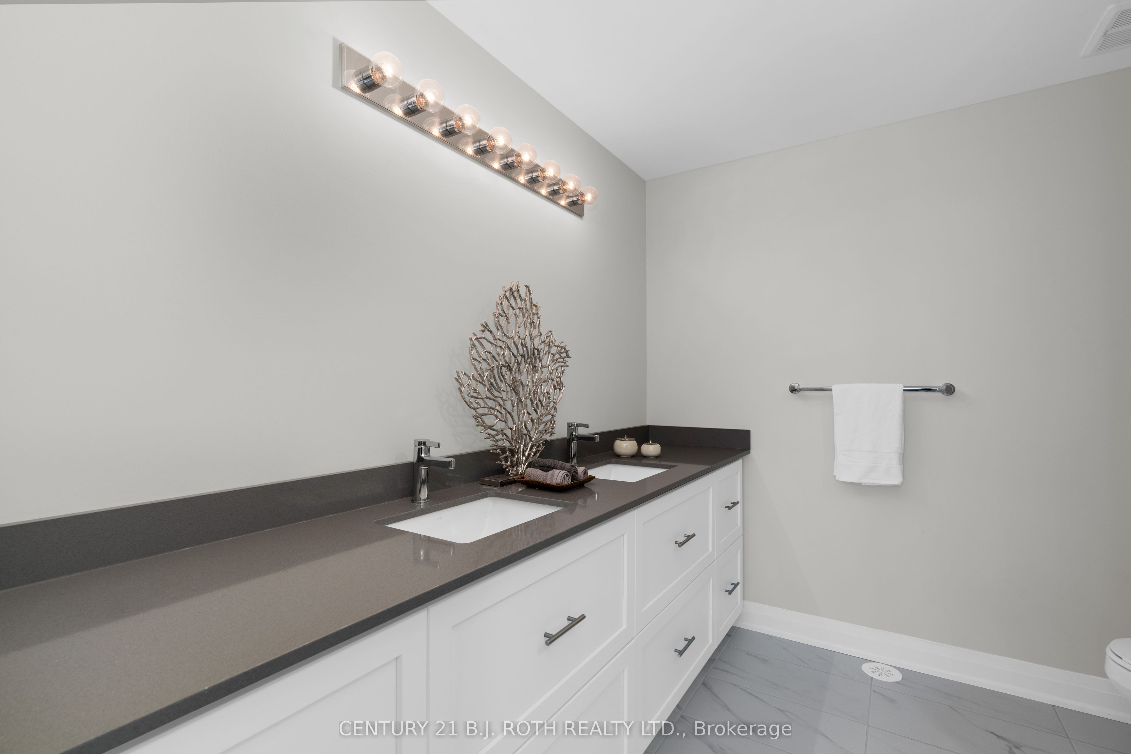 89 Lightfoot Drive Property Photo 34