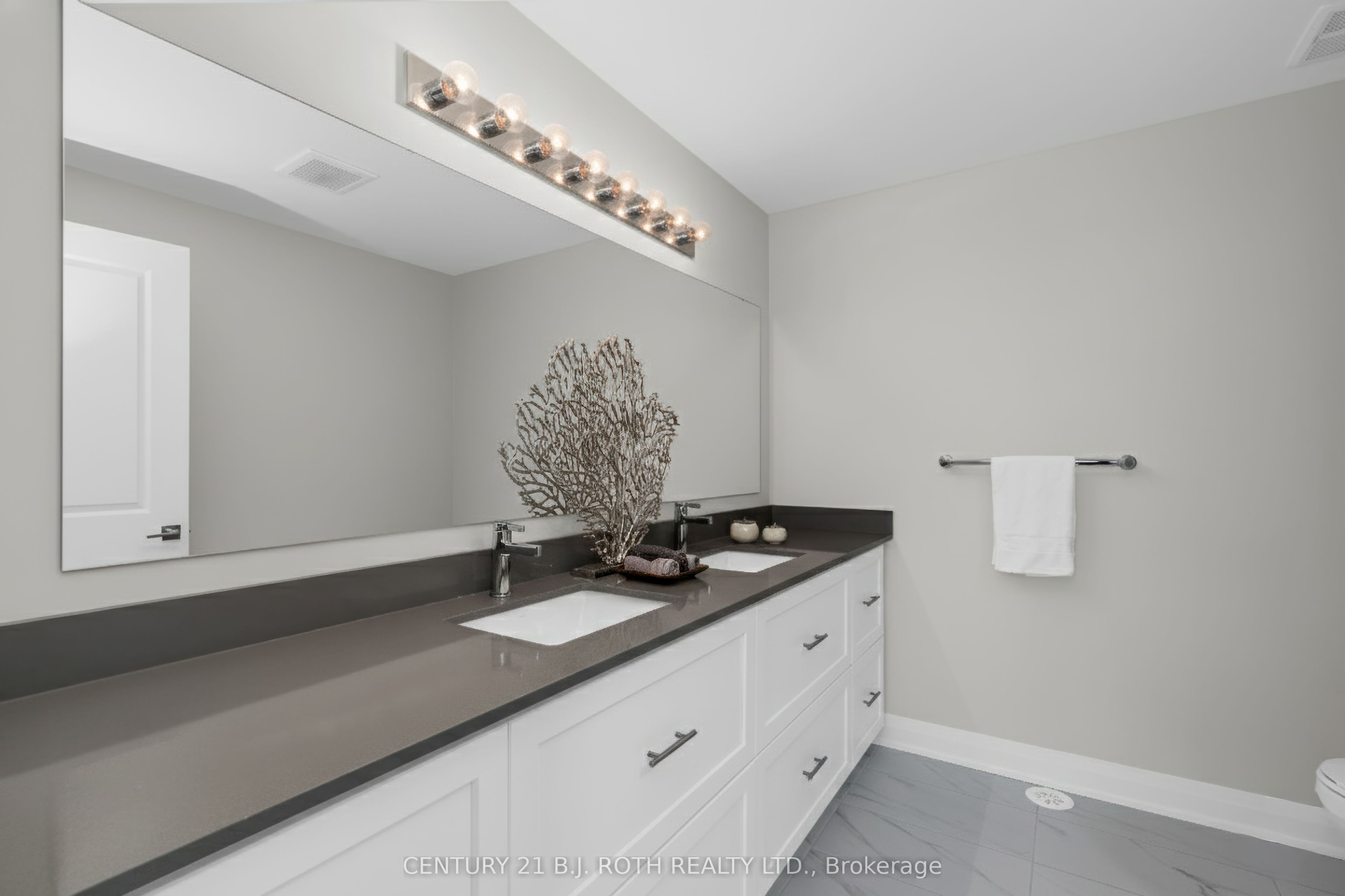 89 Lightfoot Drive Property Photo 35