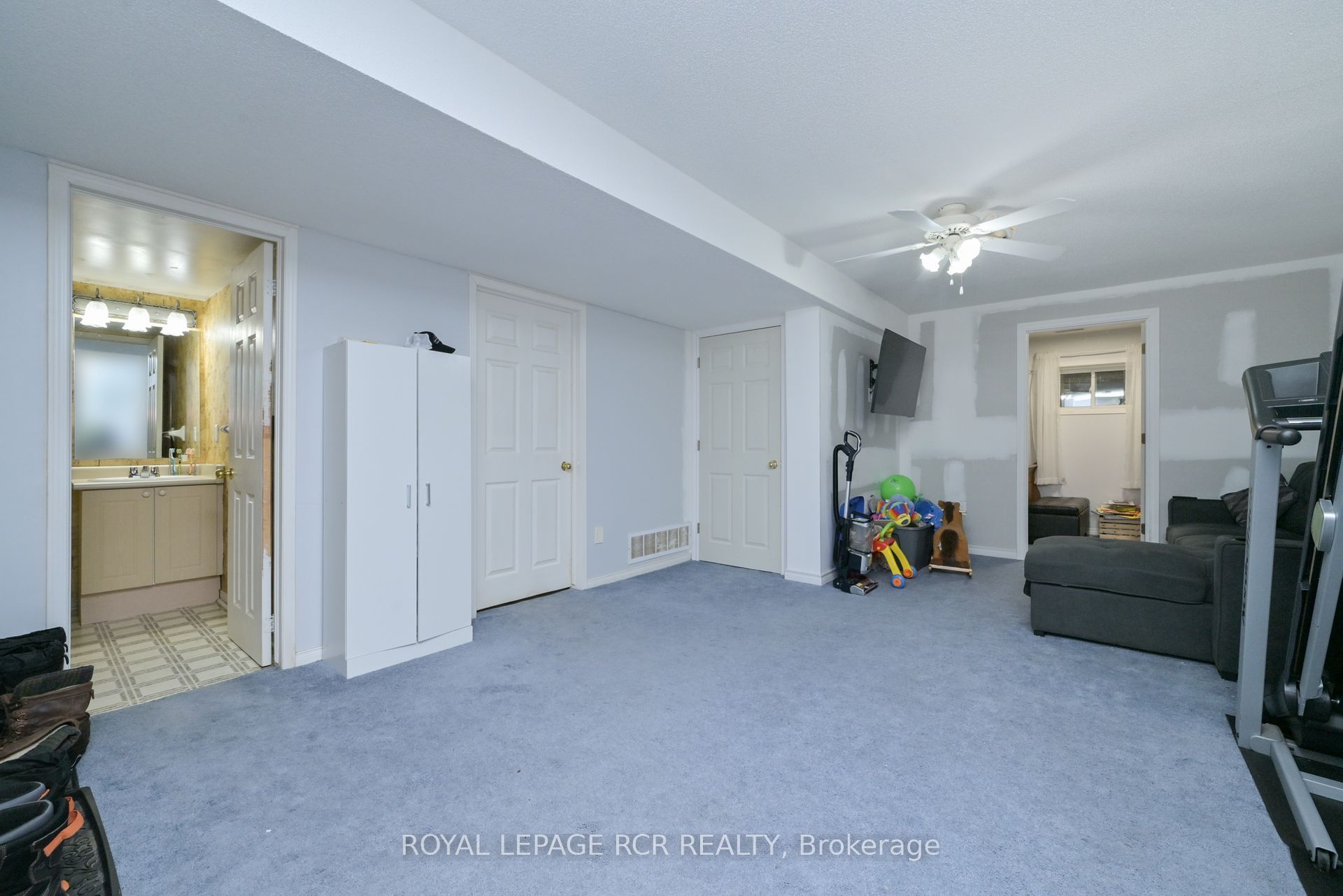 121 Dyer Drive Property Photo 17