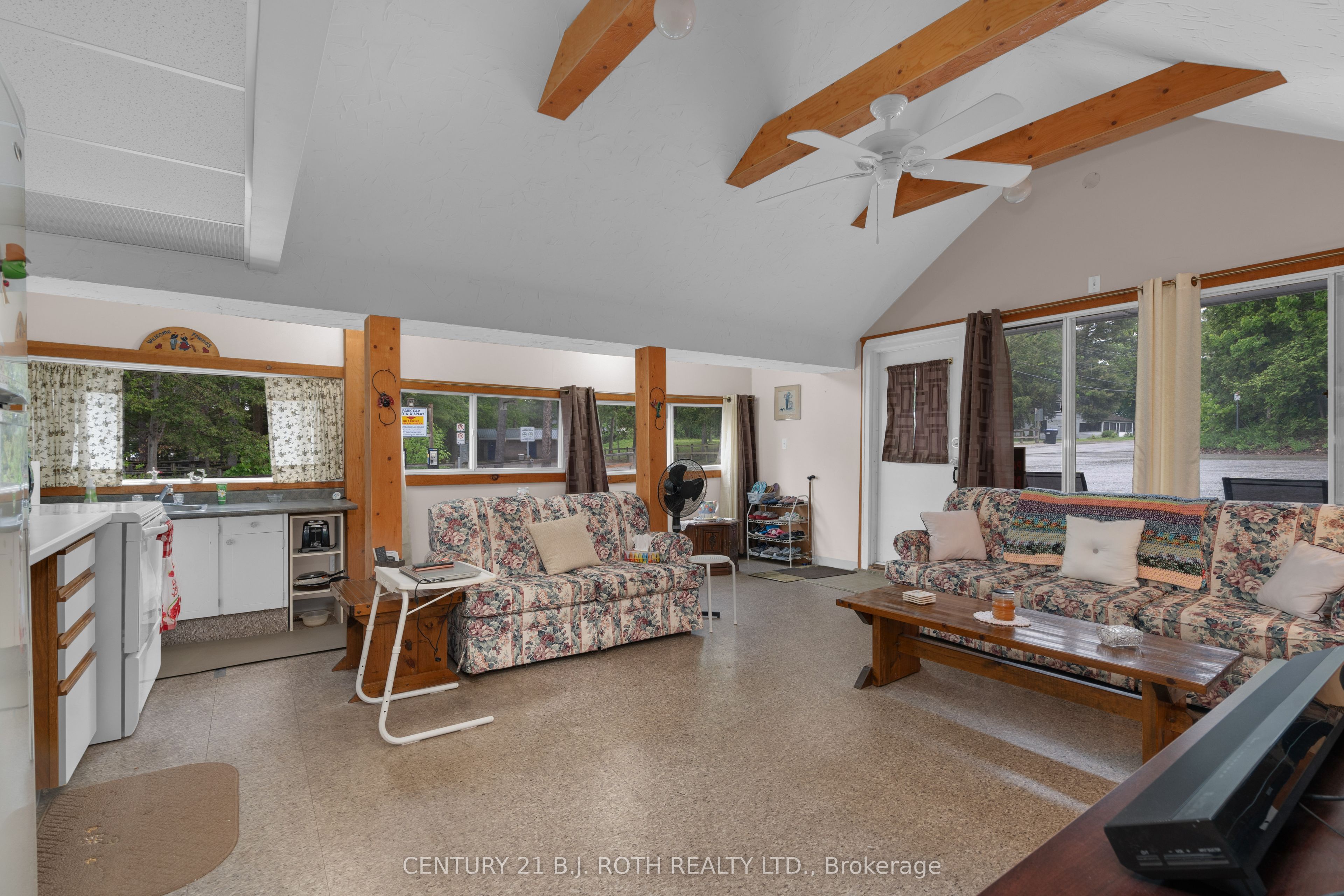 2026 Tiny Beaches Road S Property Photo 21