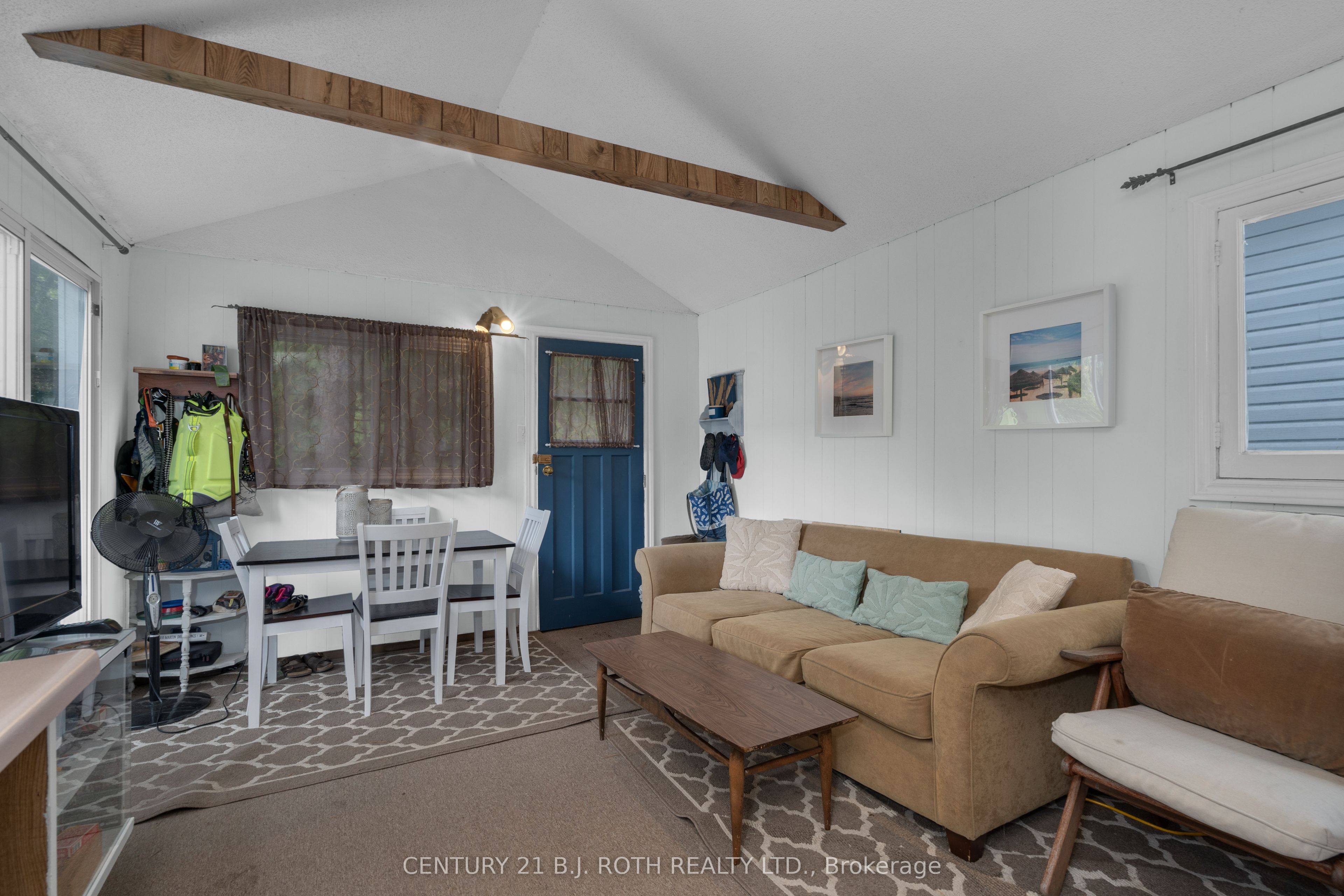 2026 Tiny Beaches Road S Property Photo 32