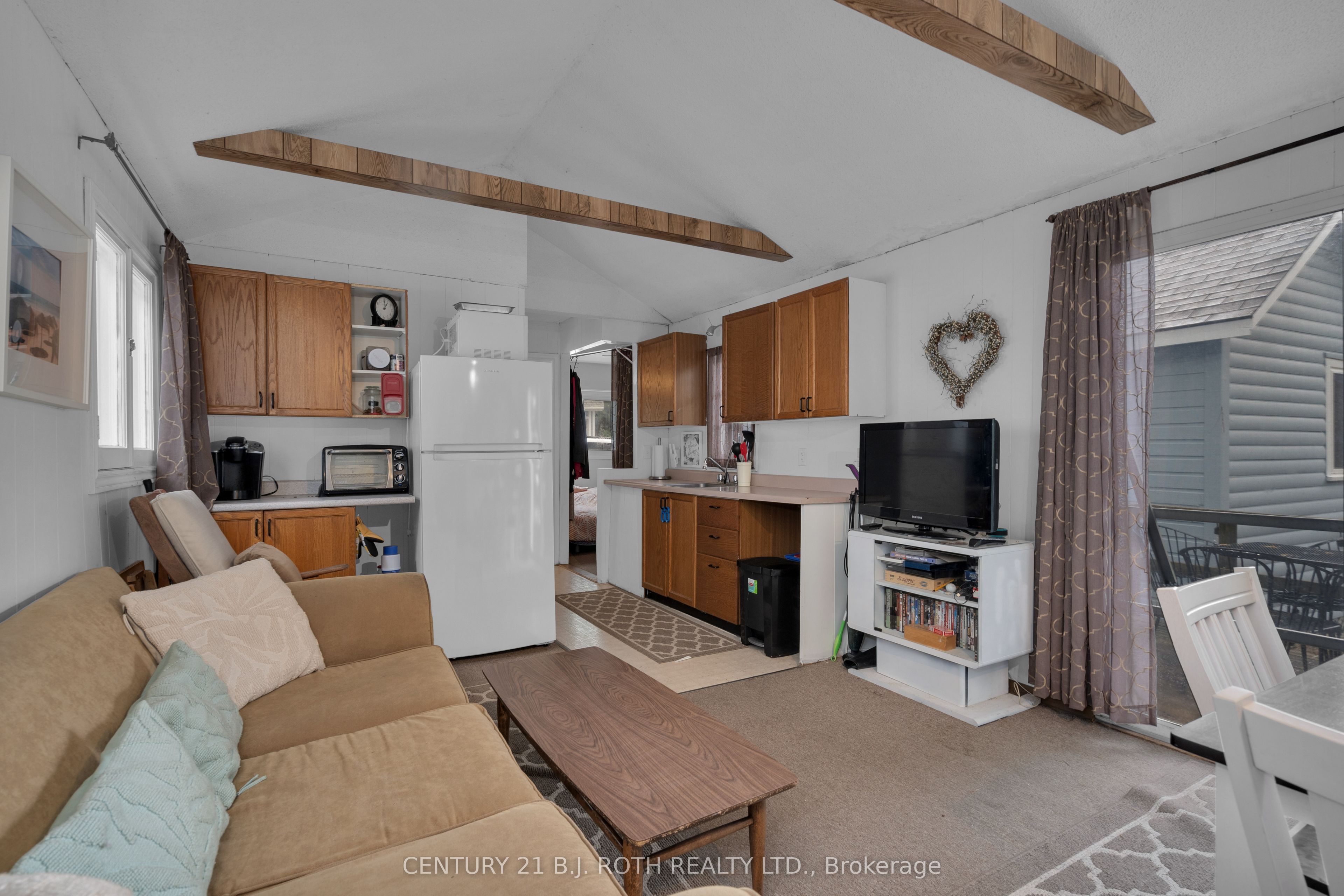 2026 Tiny Beaches Road S Property Photo 33