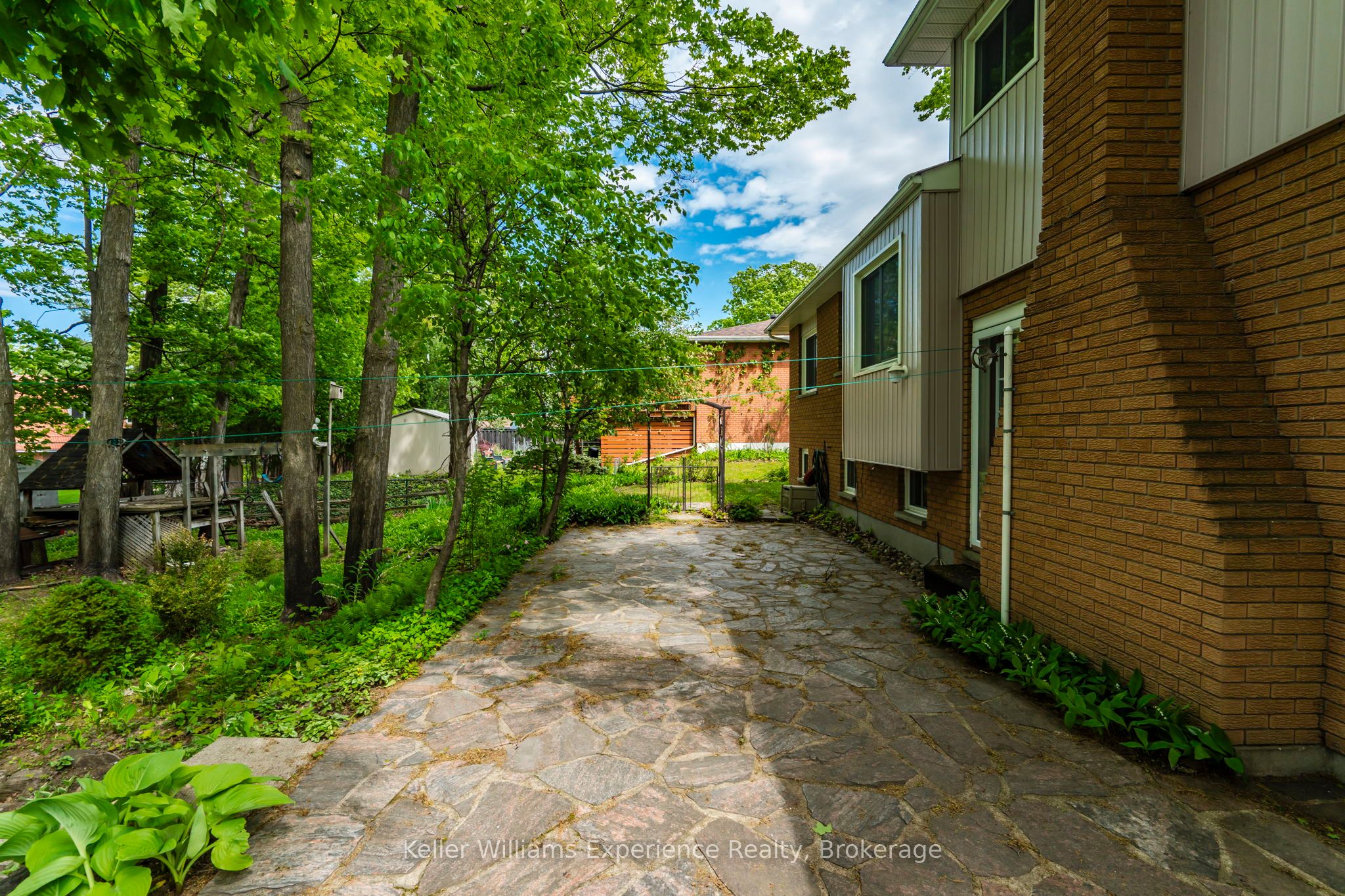 19 Viel Street Property Photo 43