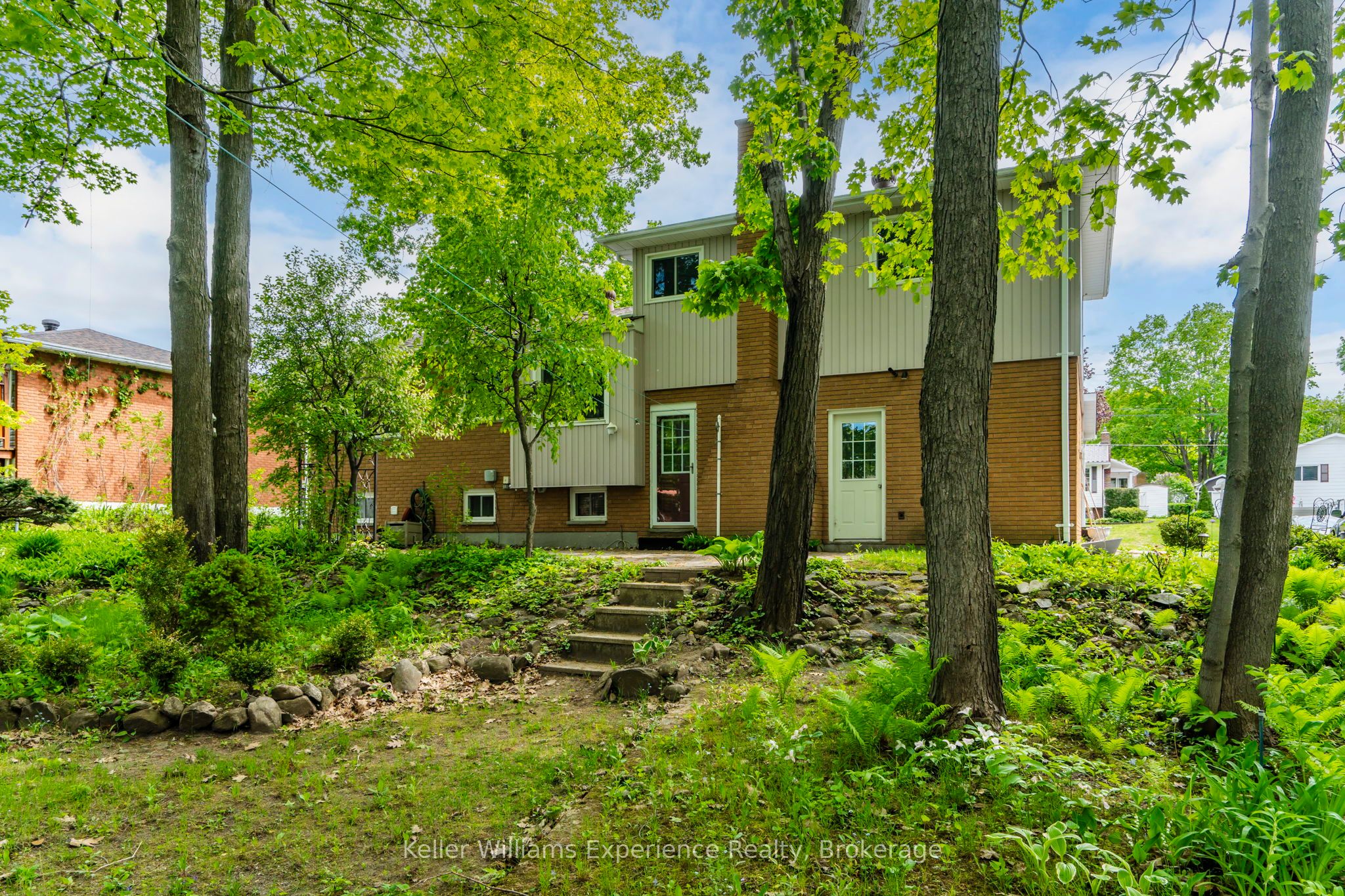 19 Viel Street Property Photo 45
