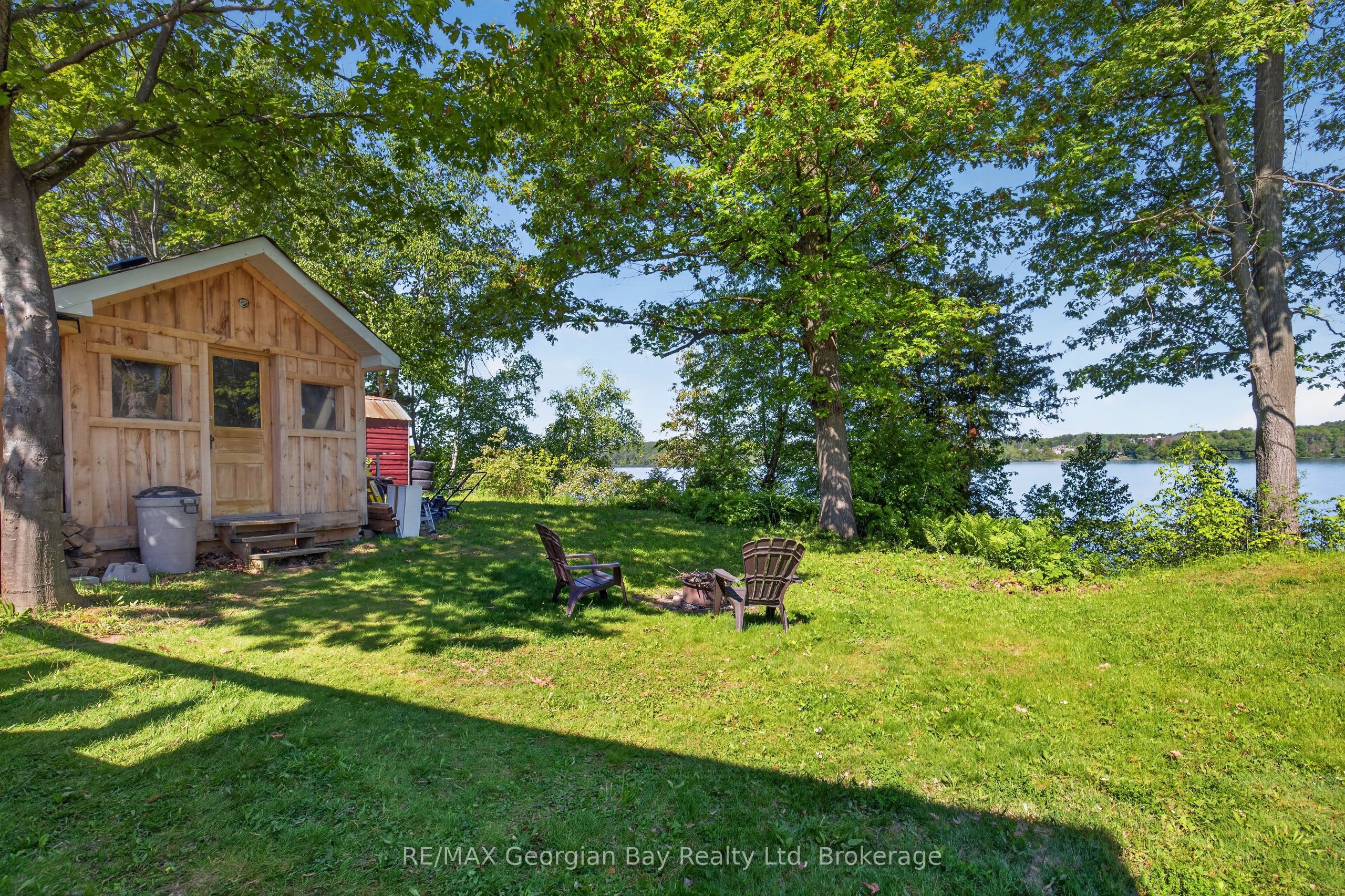 24 Lakeshore Road Property Photo 16