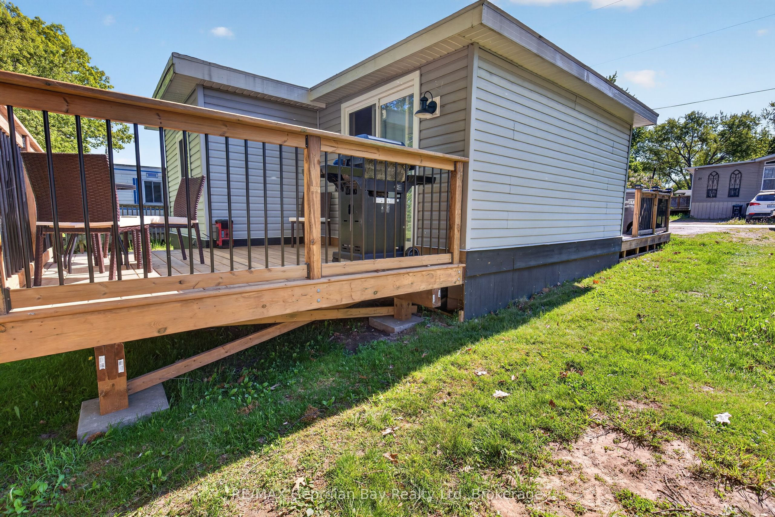 24 Lakeshore Road Property Photo 19