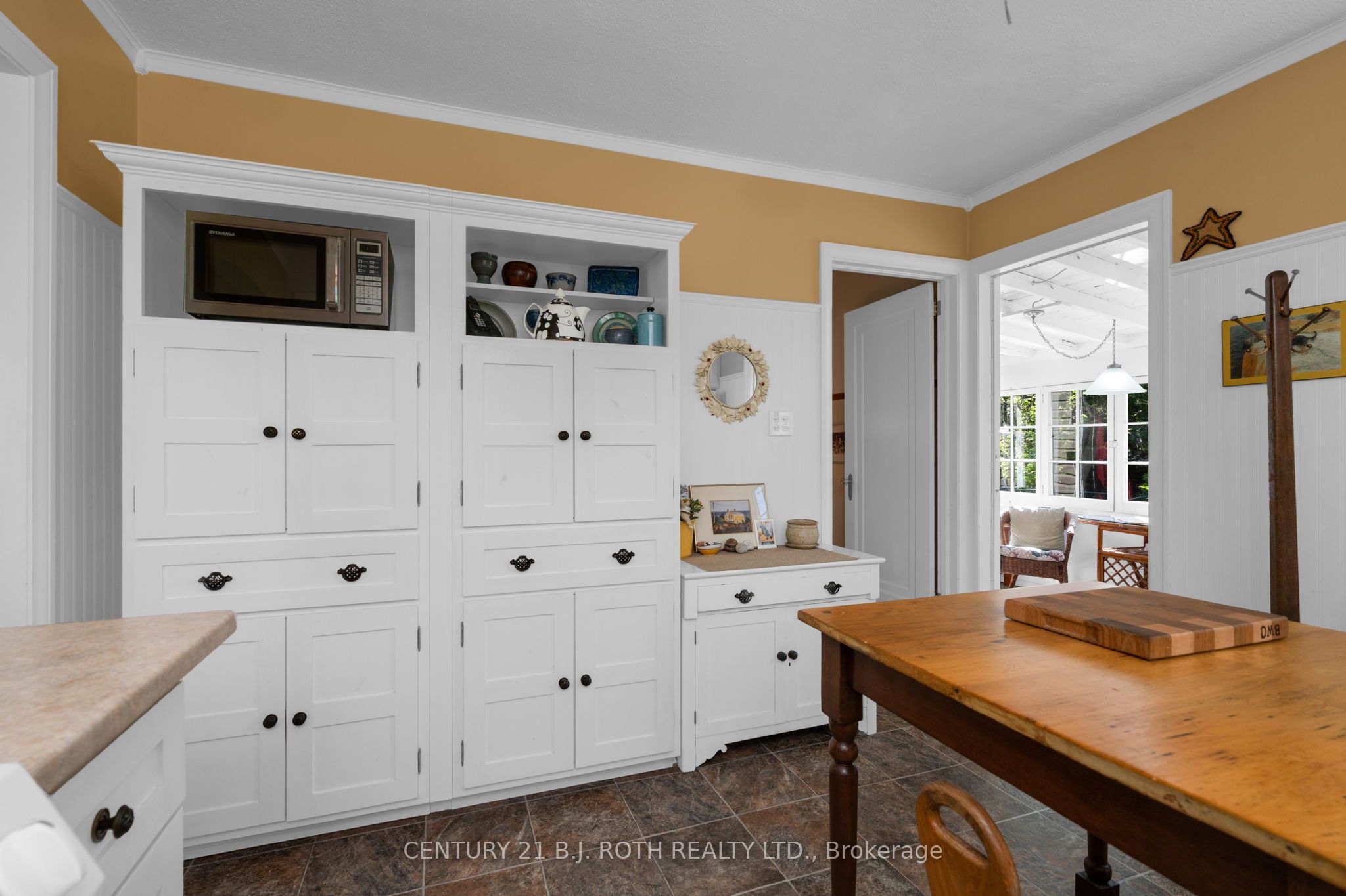 51 Henry Street Property Photo 10