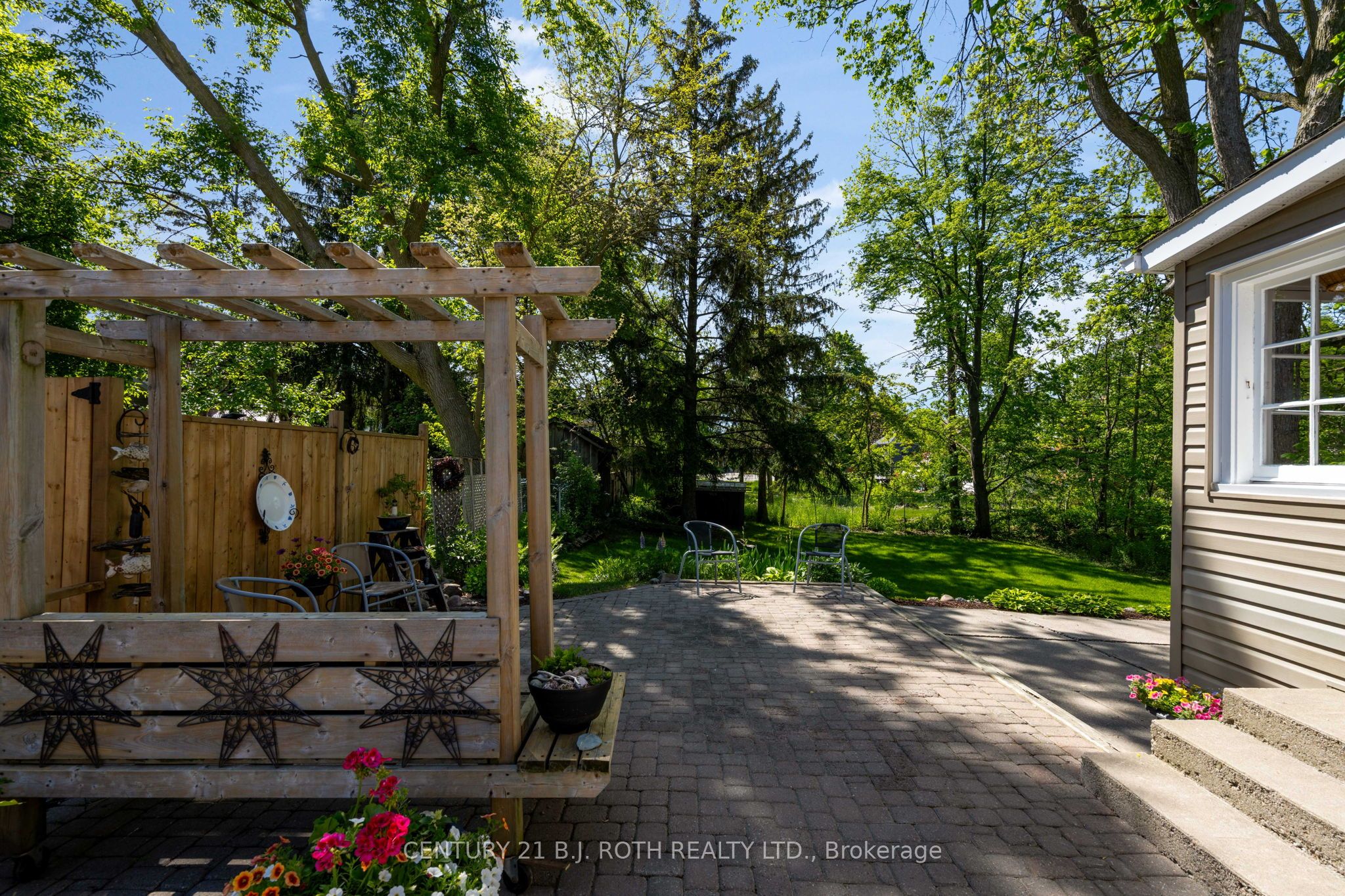51 Henry Street Property Photo 27