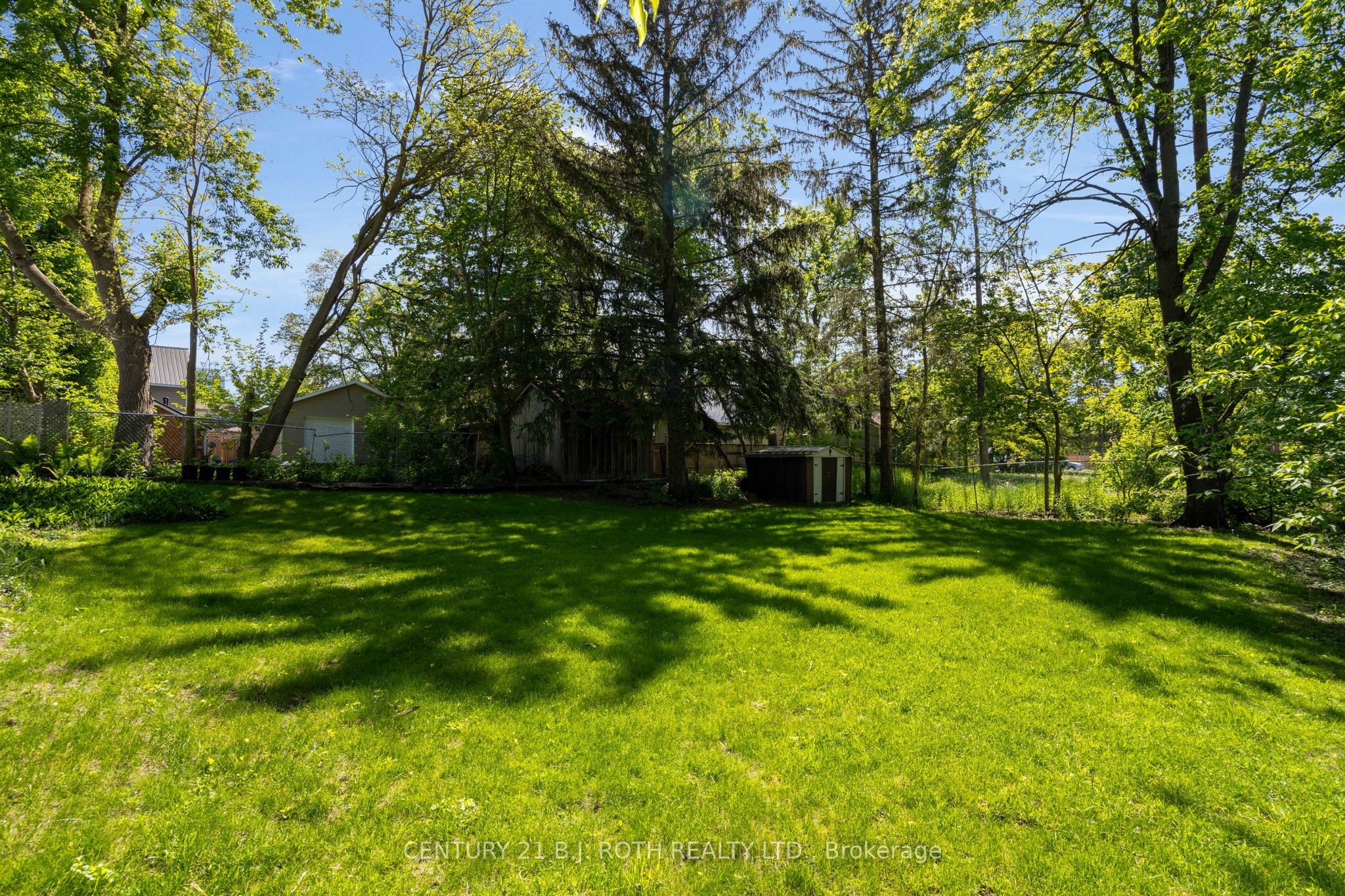 51 Henry Street Property Photo 35