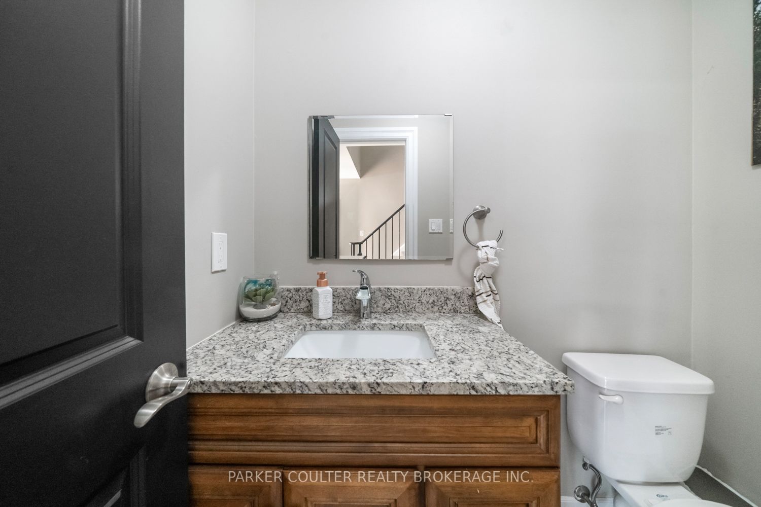 240 Hickling Trail Property Photo 21