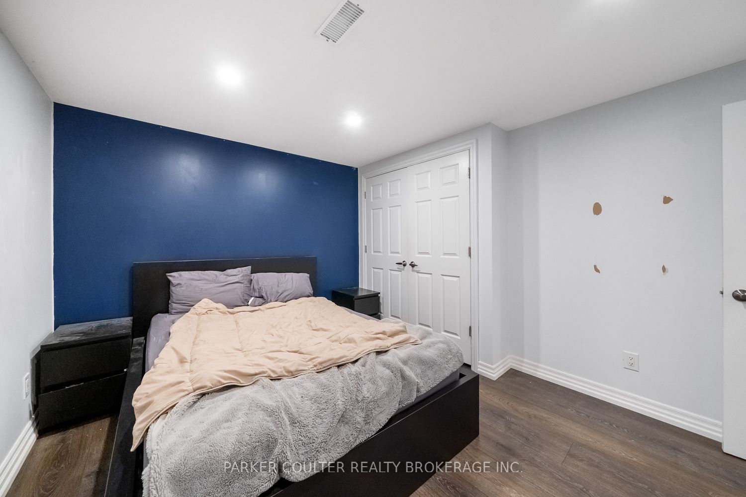 240 Hickling Trail Property Photo 39