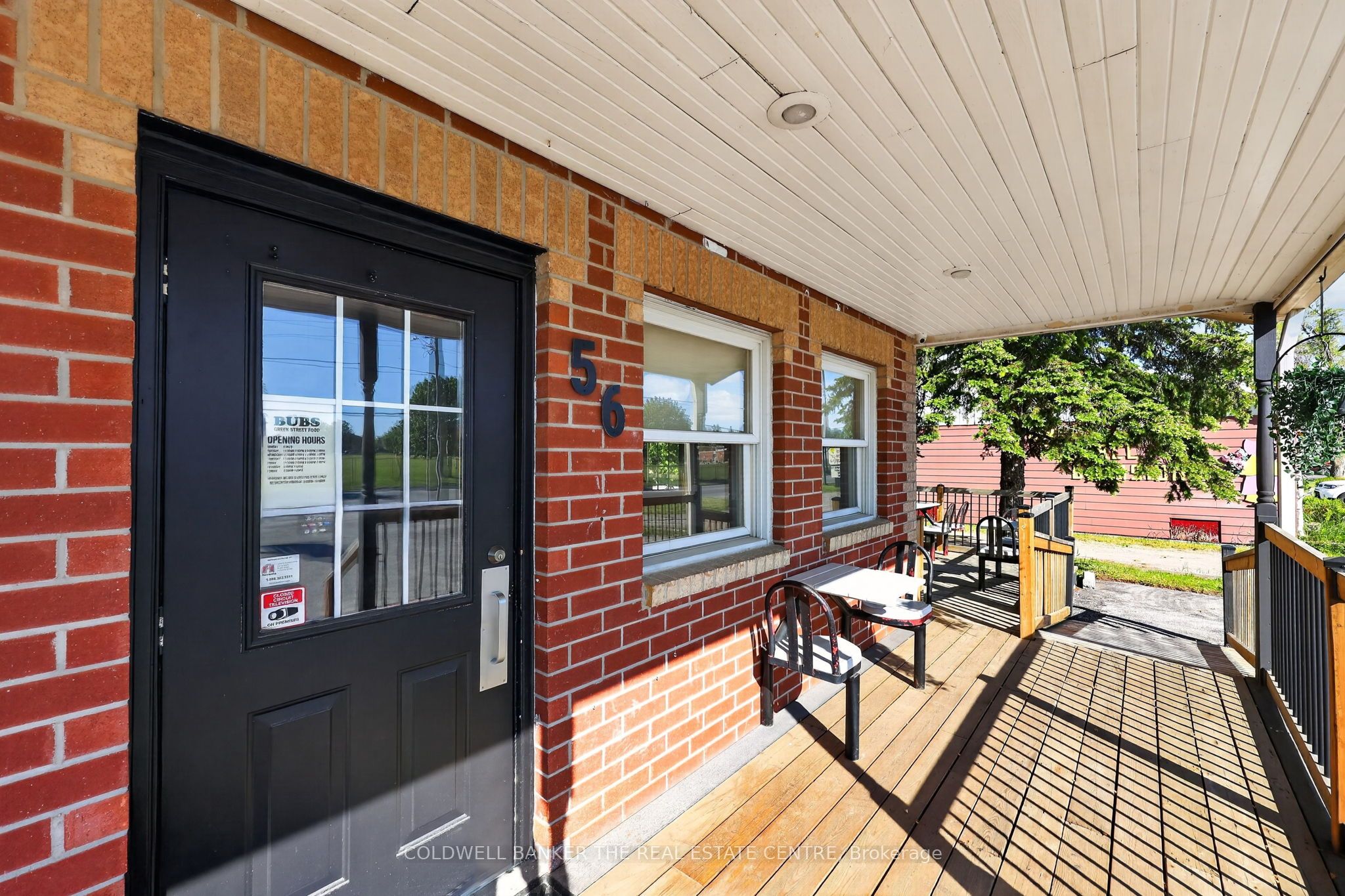 56 Yonge Street S Property Photo 7