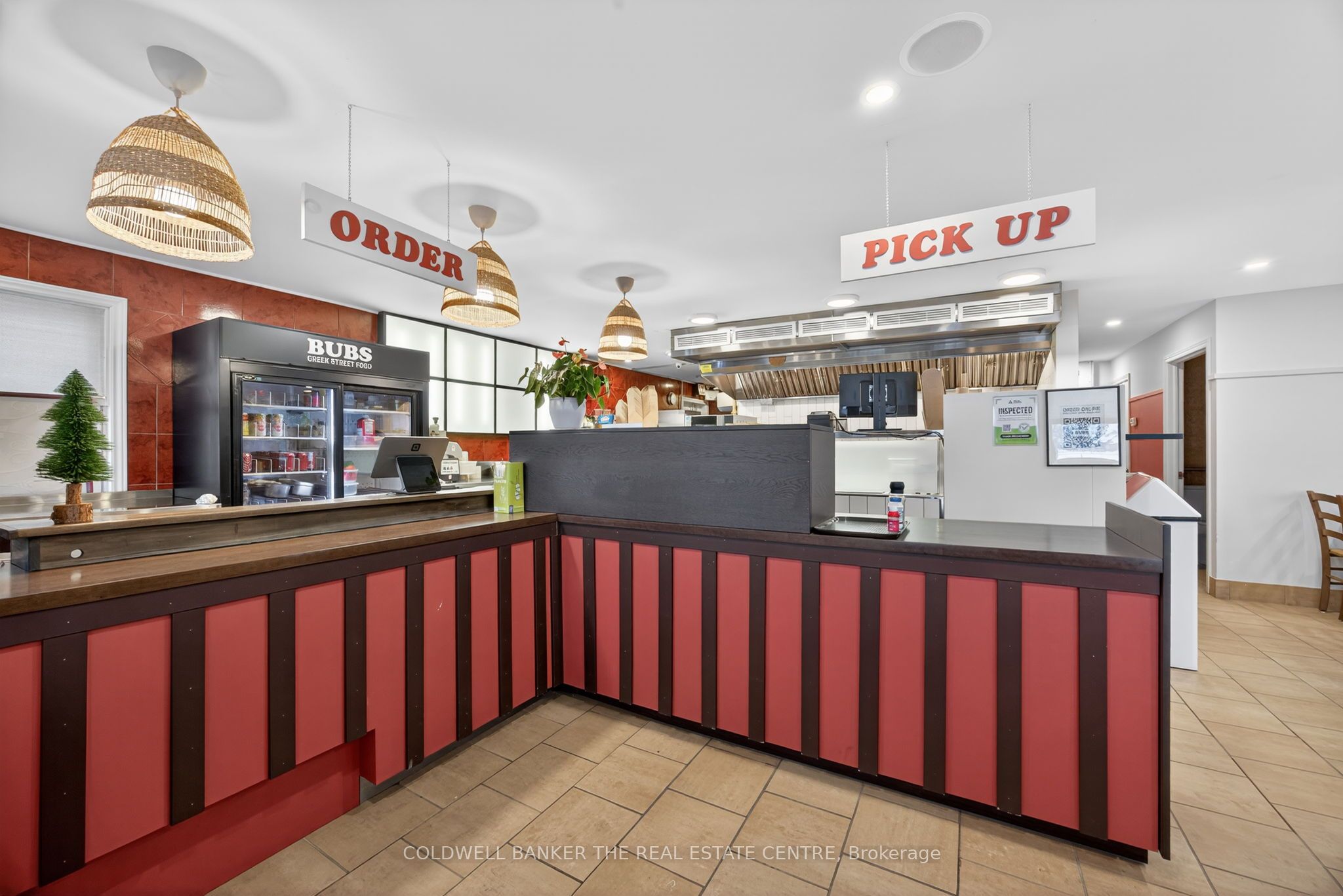 56 Yonge Street S Property Photo 15