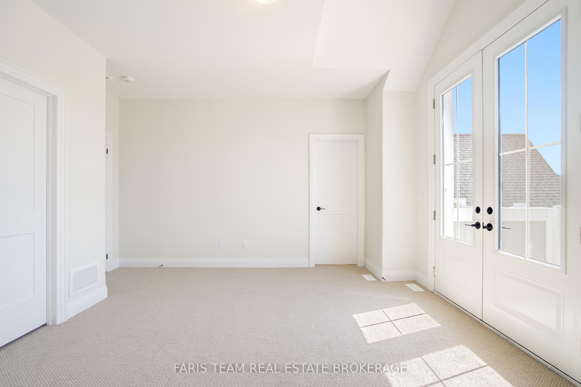 22 Aldwinckle Avenue Property Photo 37