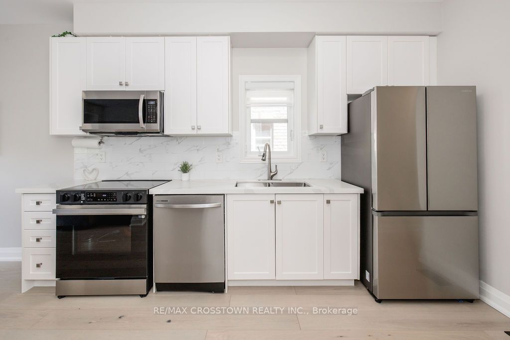 18 Deneb Street Property Photo 5