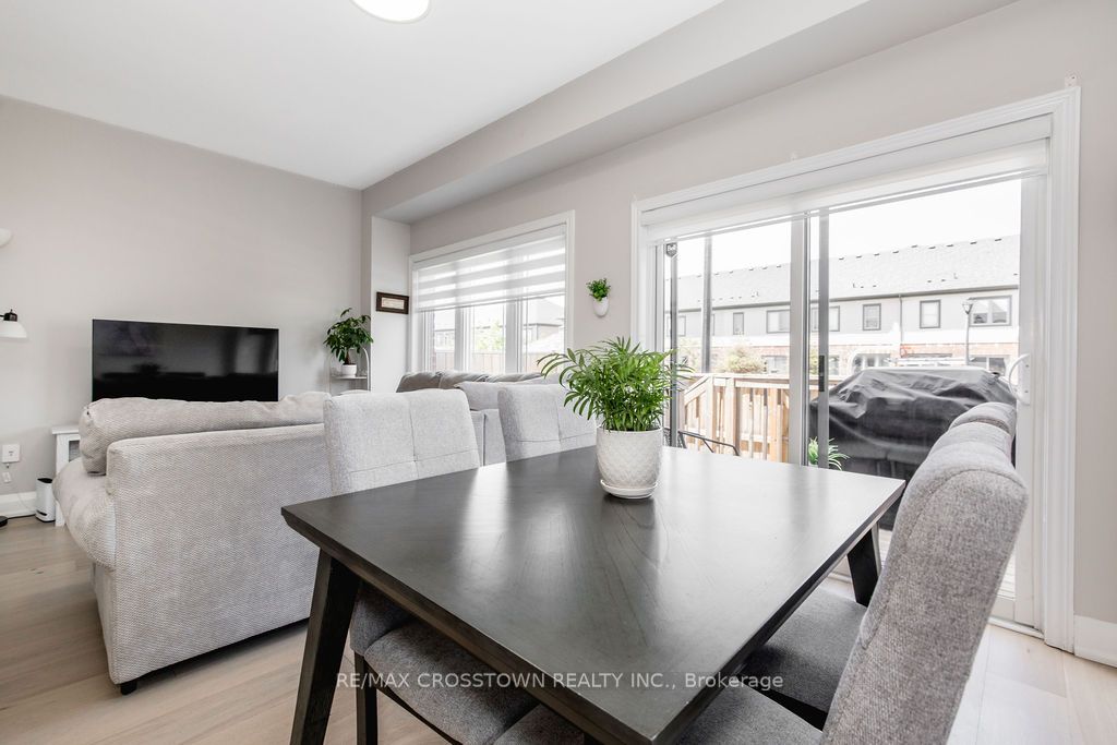 18 Deneb Street Property Photo 8