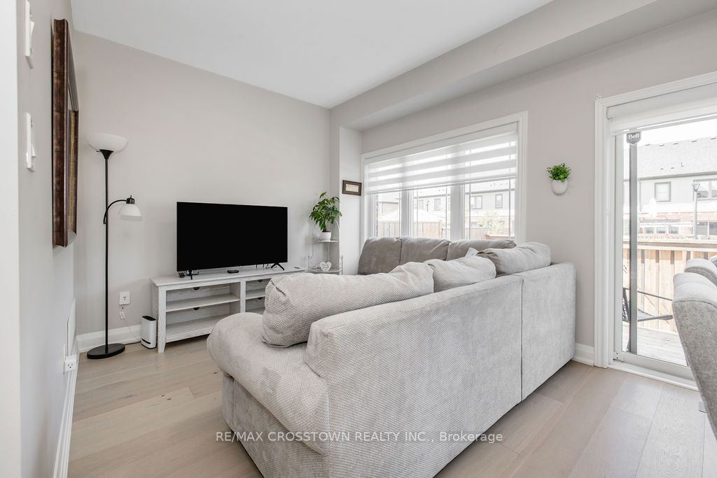 18 Deneb Street Property Photo 9