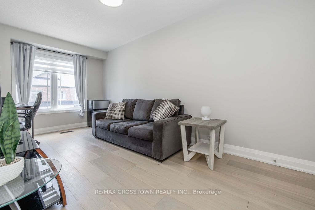 18 Deneb Street Property Photo 15