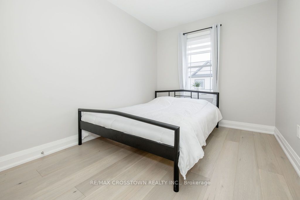 18 Deneb Street Property Photo 17