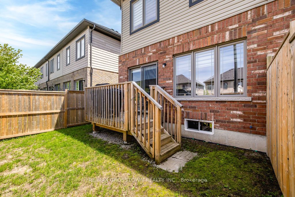 18 Deneb Street Property Photo 19