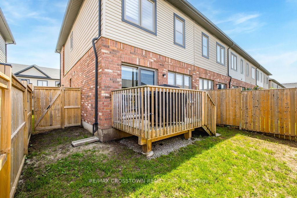 18 Deneb Street Property Photo 20