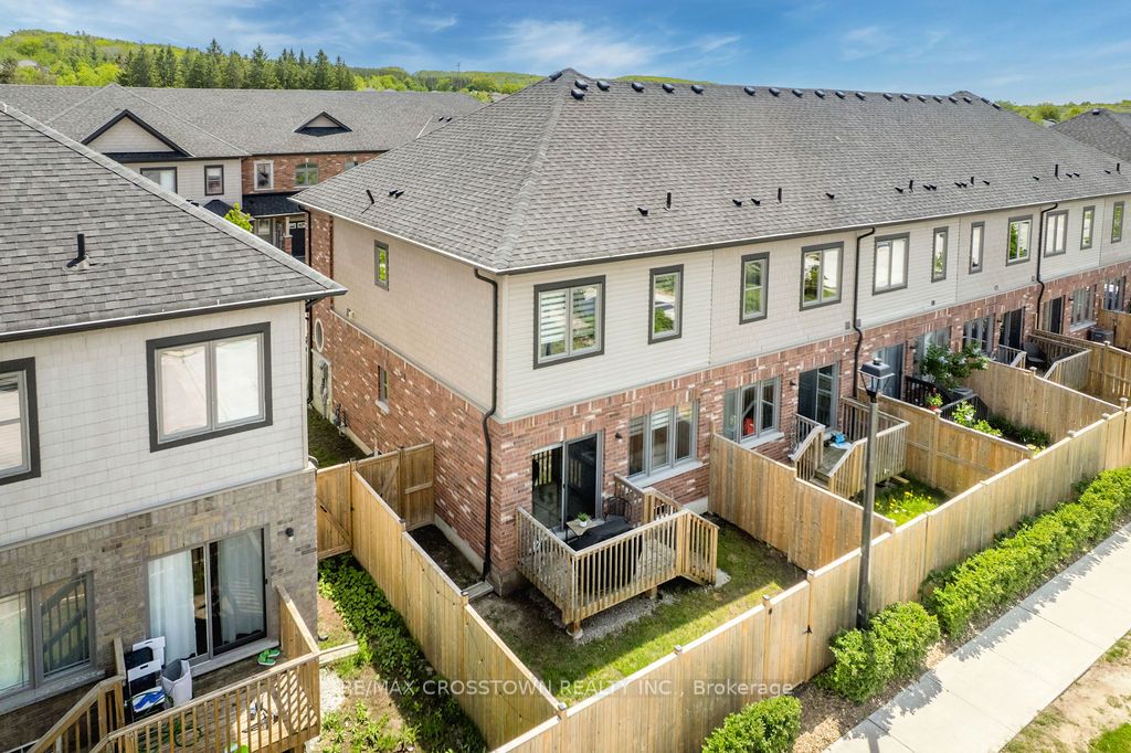 18 Deneb Street Property Photo 23