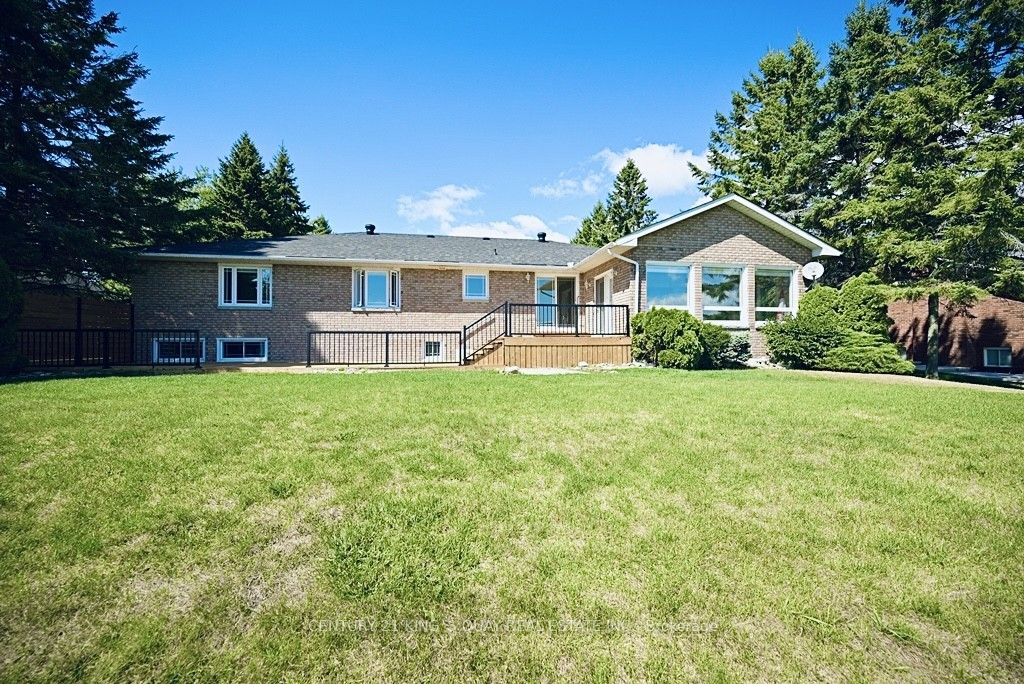 88 Bayshore Drive Property Photo 1