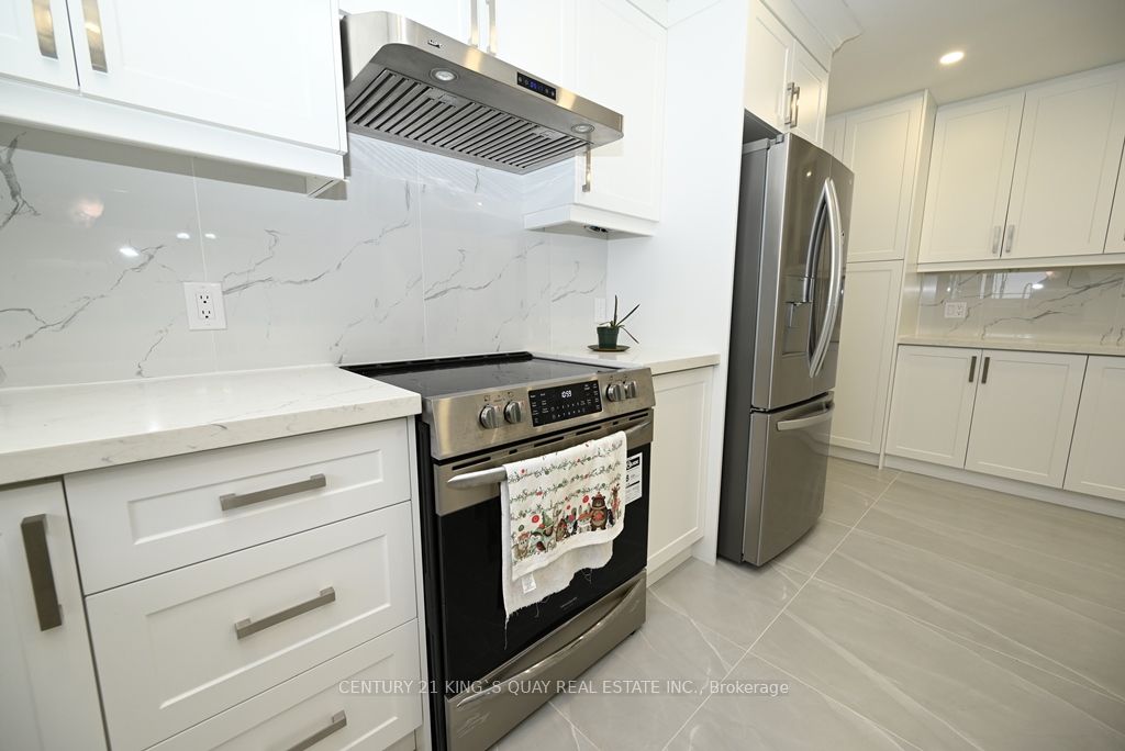 88 Bayshore Drive Property Photo 7