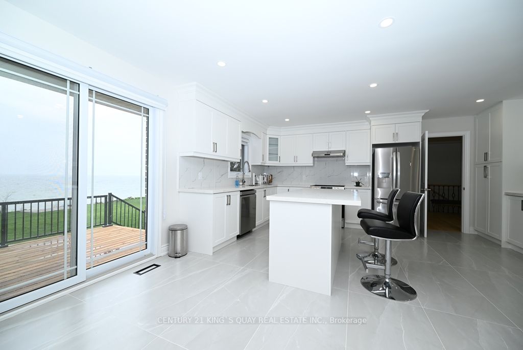 88 Bayshore Drive Property Photo 9