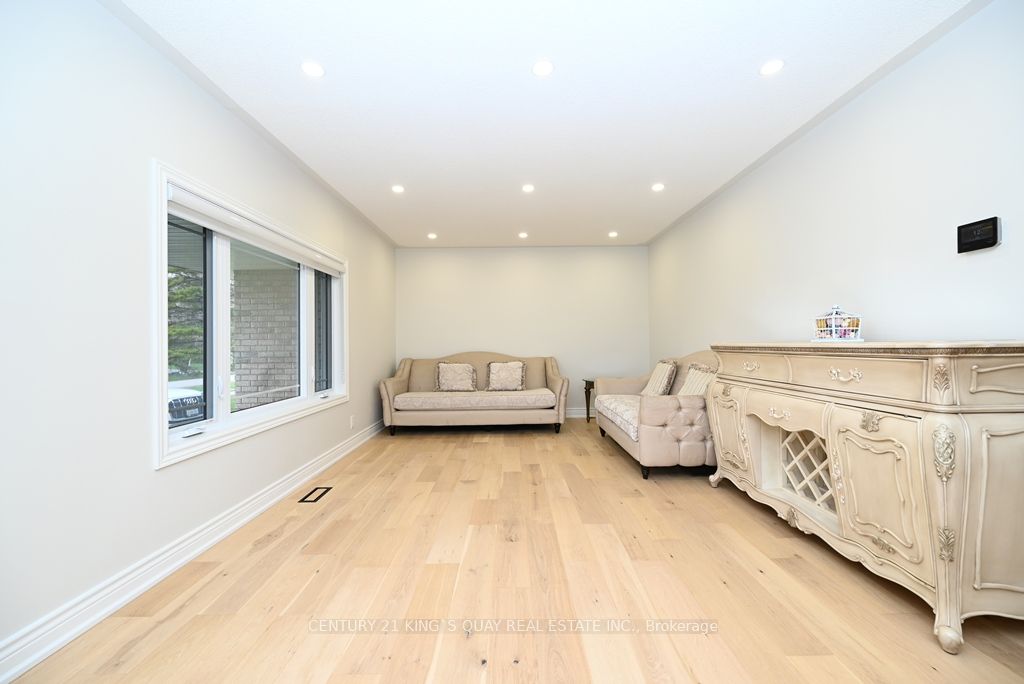 88 Bayshore Drive Property Photo 18