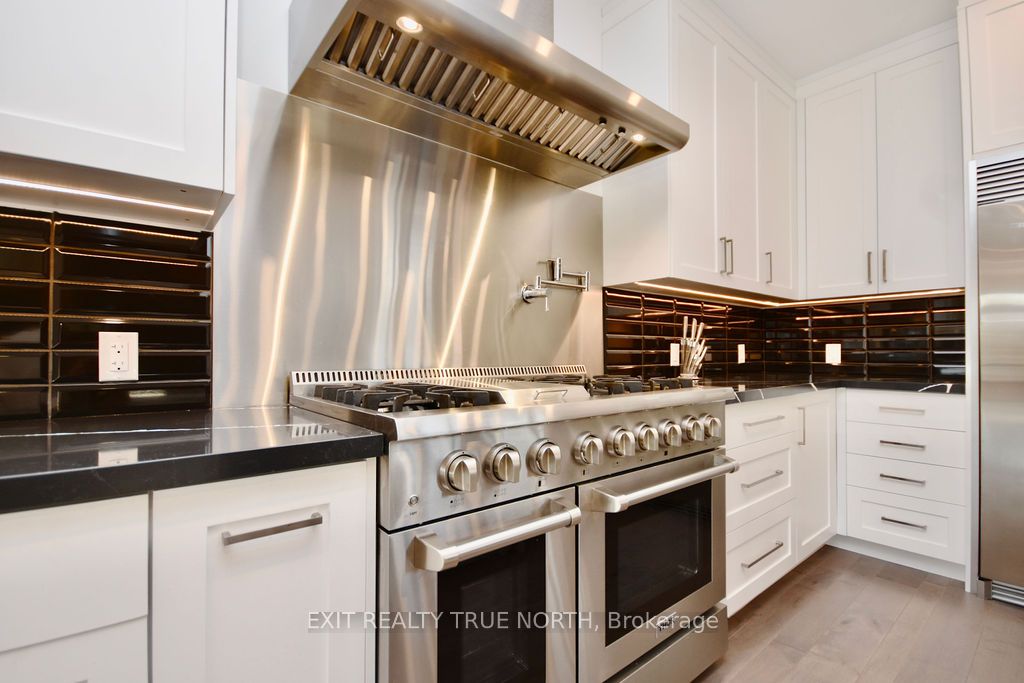 57 Glenhuron Drive Property Photo 17