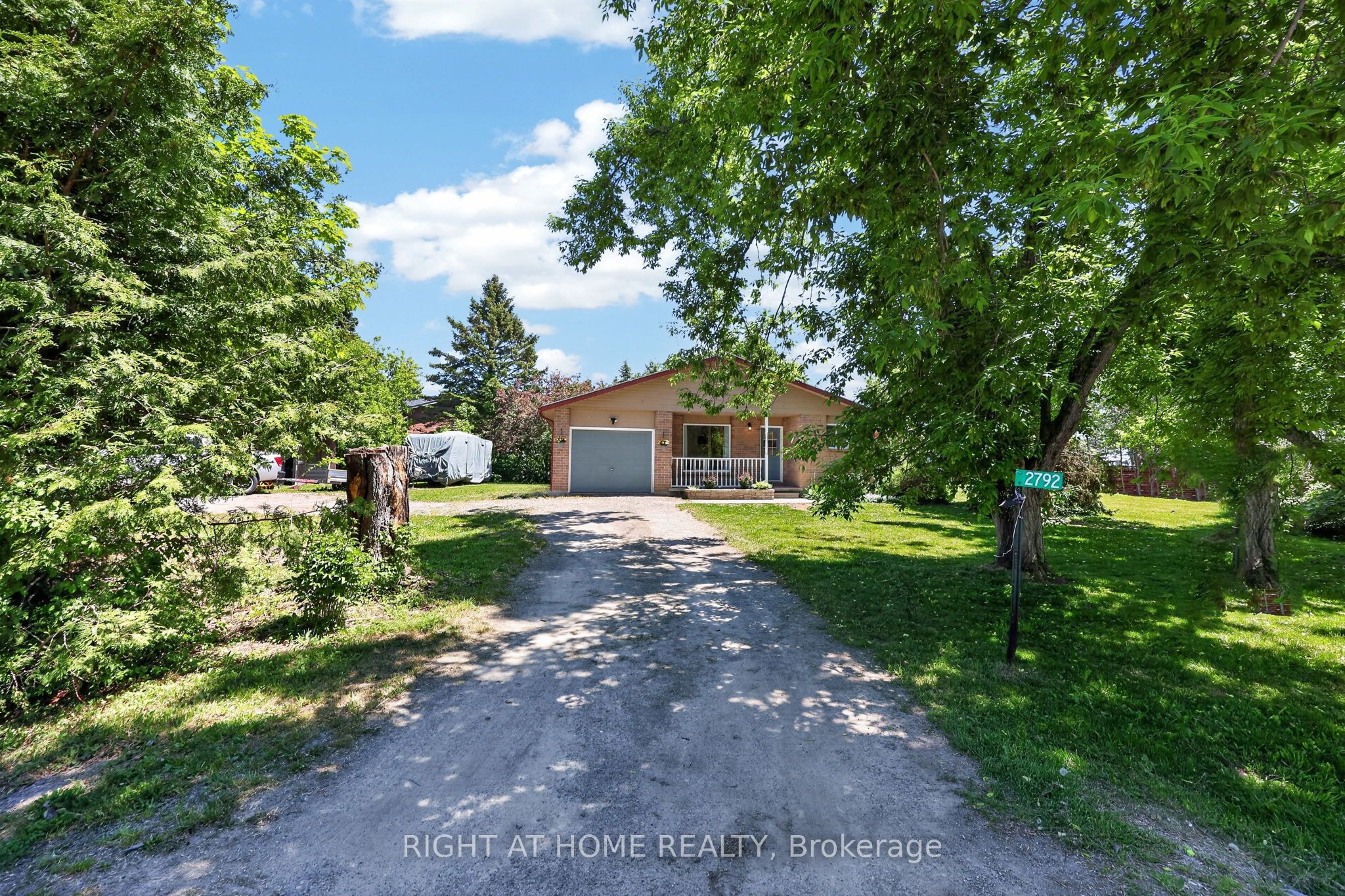 2792 Stephen Drive Property Photo 2