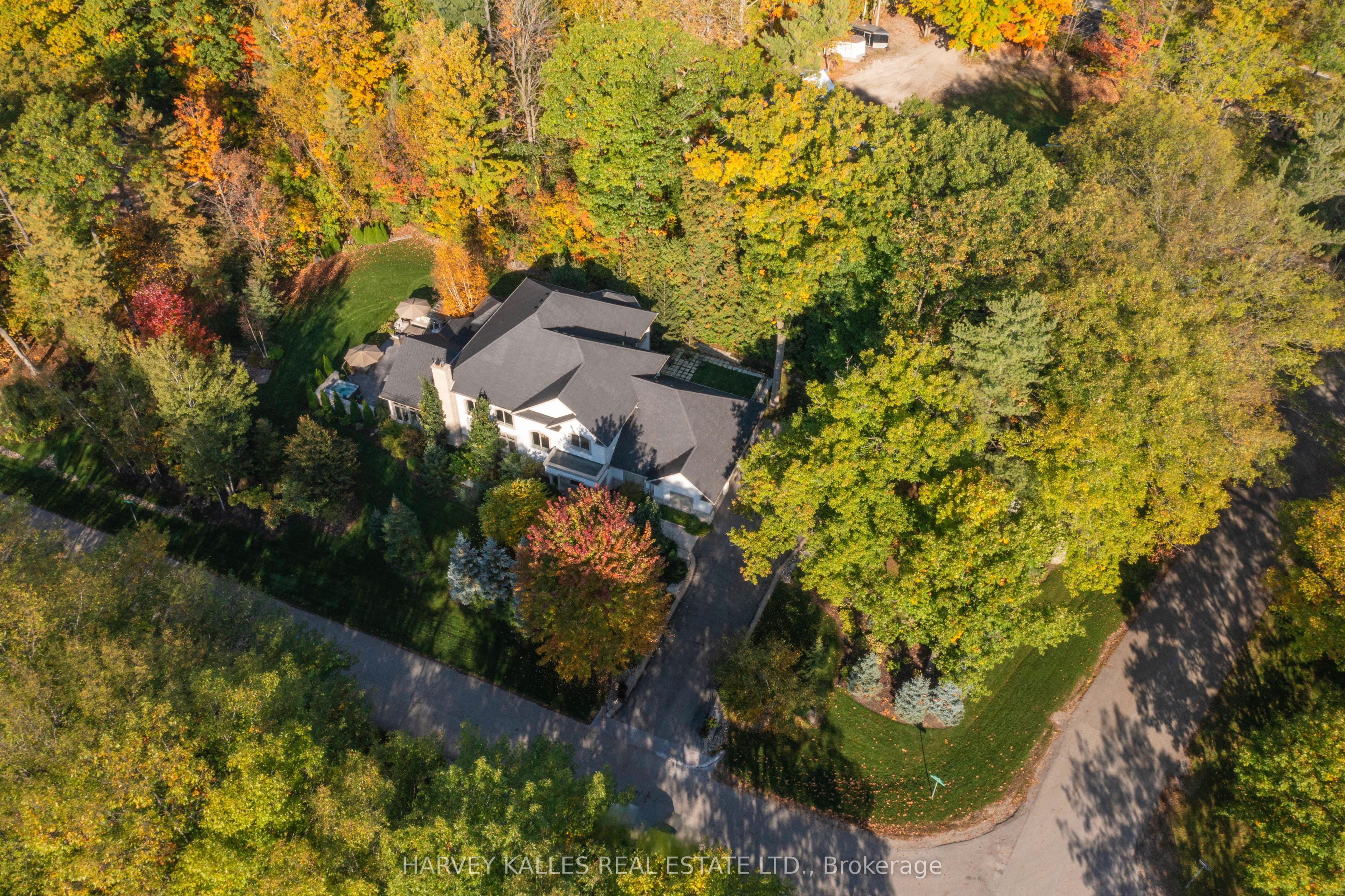 6 Georgina Drive Property Photo 3