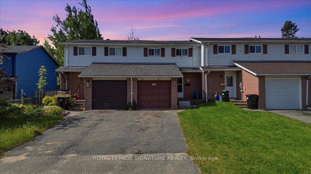 54 Scott Crescent Property Photo 2