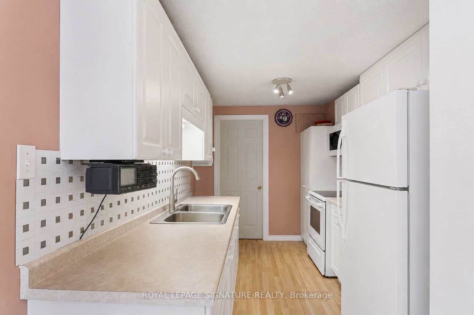 54 Scott Crescent Property Photo 12