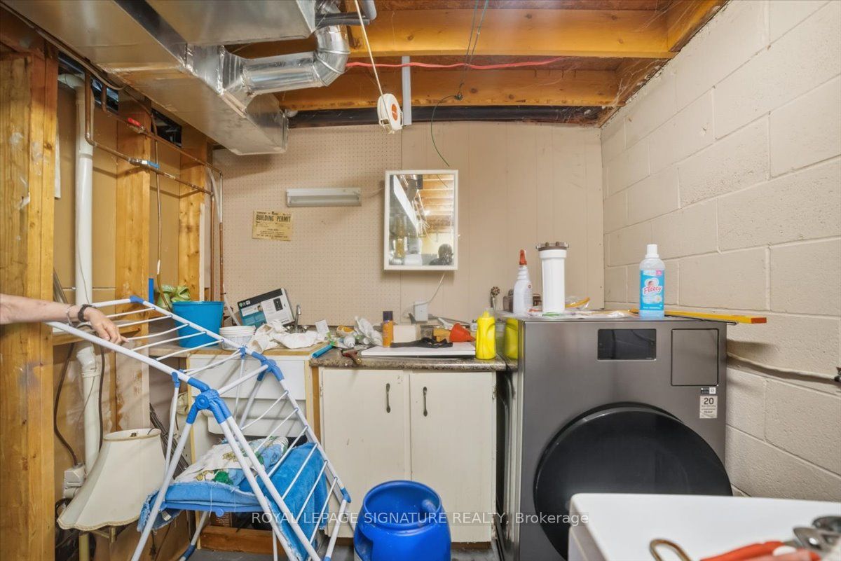 54 Scott Crescent Property Photo 21