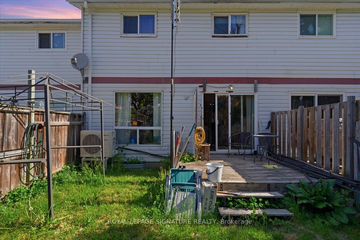 54 Scott Crescent Property Photo 26