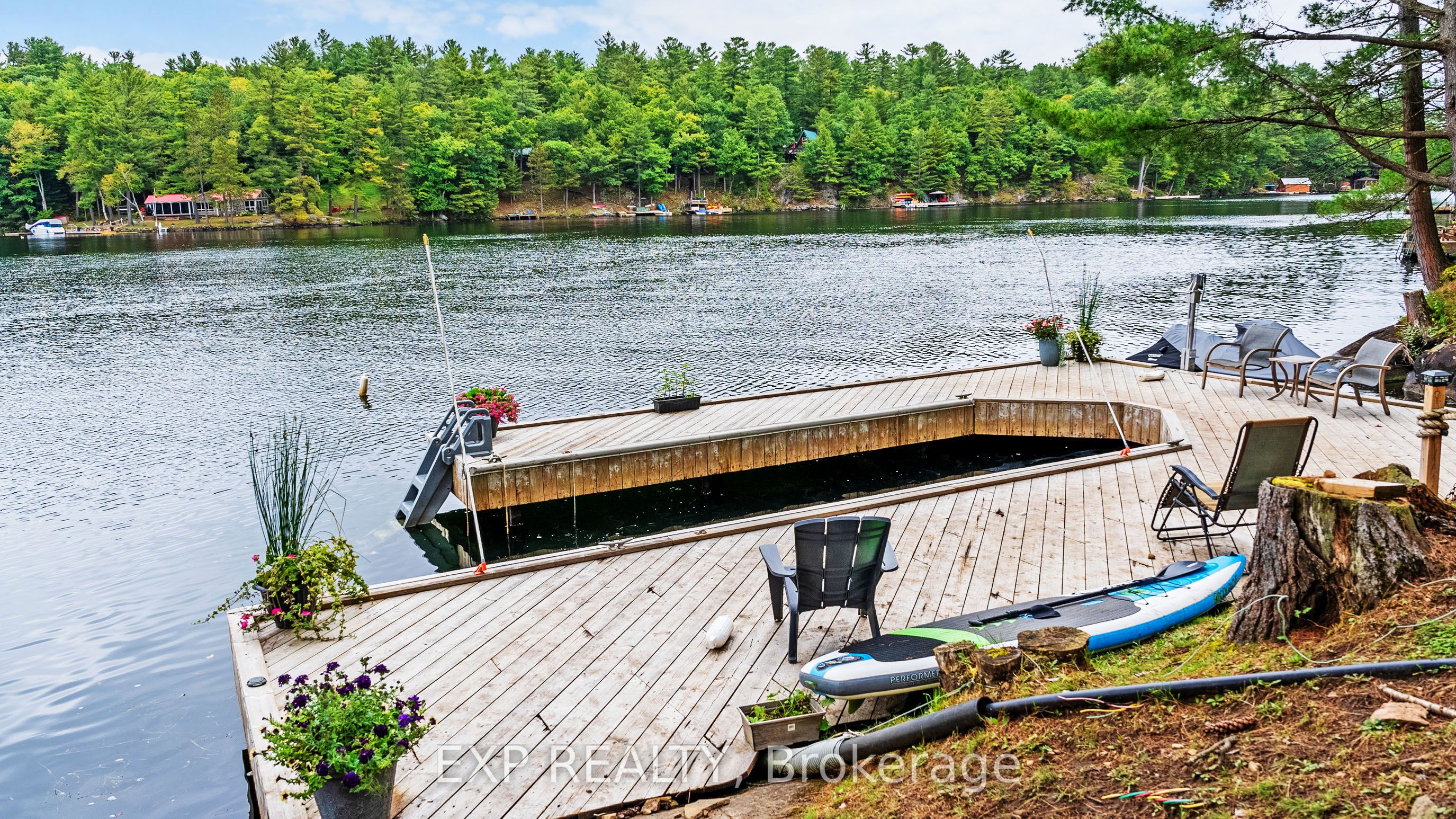 3413 Flat Rapids Lane Property Photo 12