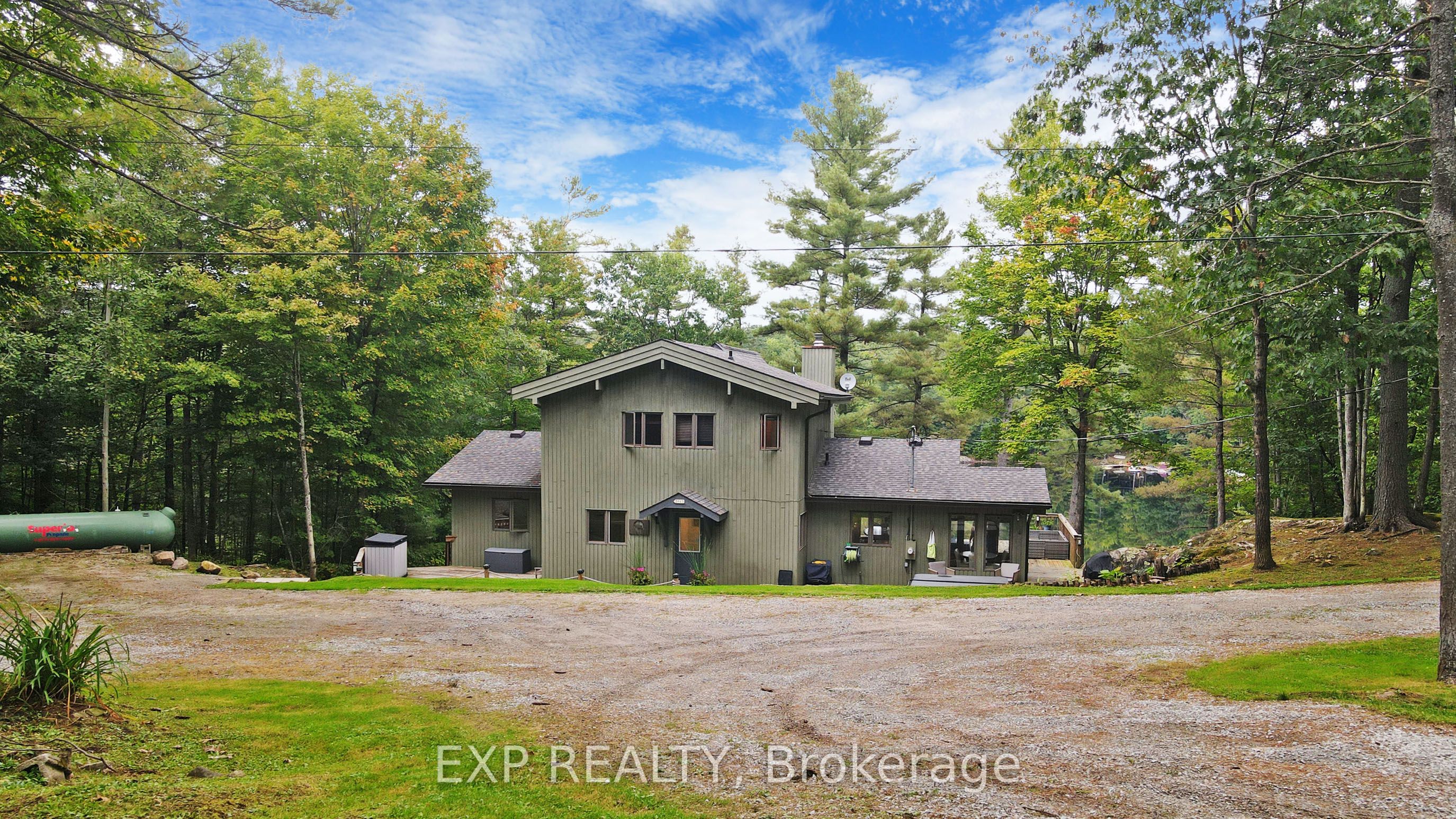 3413 Flat Rapids Lane Property Photo 17