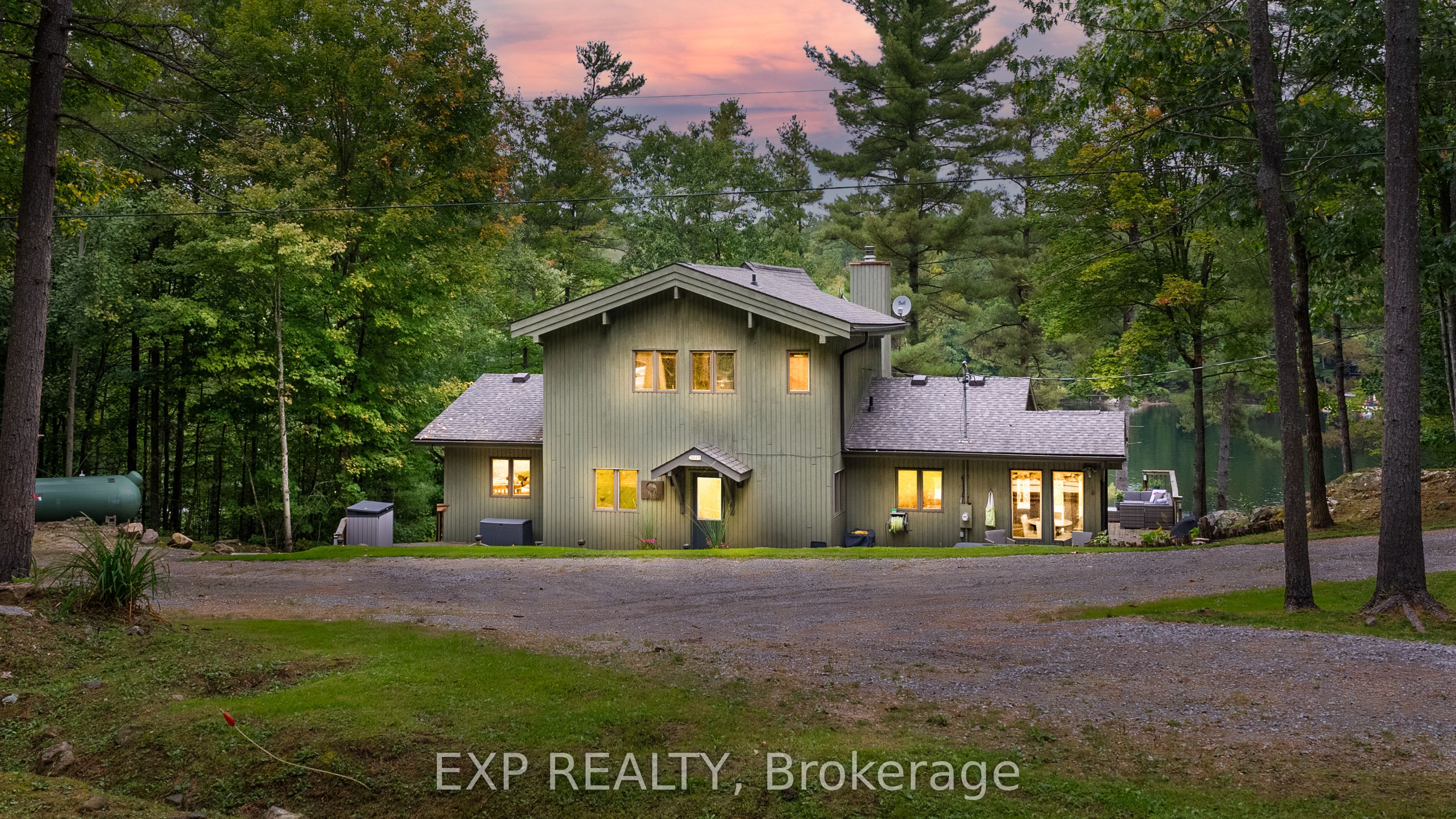 3413 Flat Rapids Lane Property Photo 45