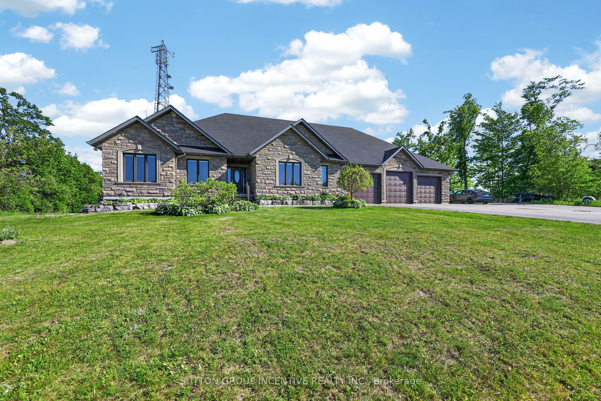 15 Caldwell Drive Property Photo 3
