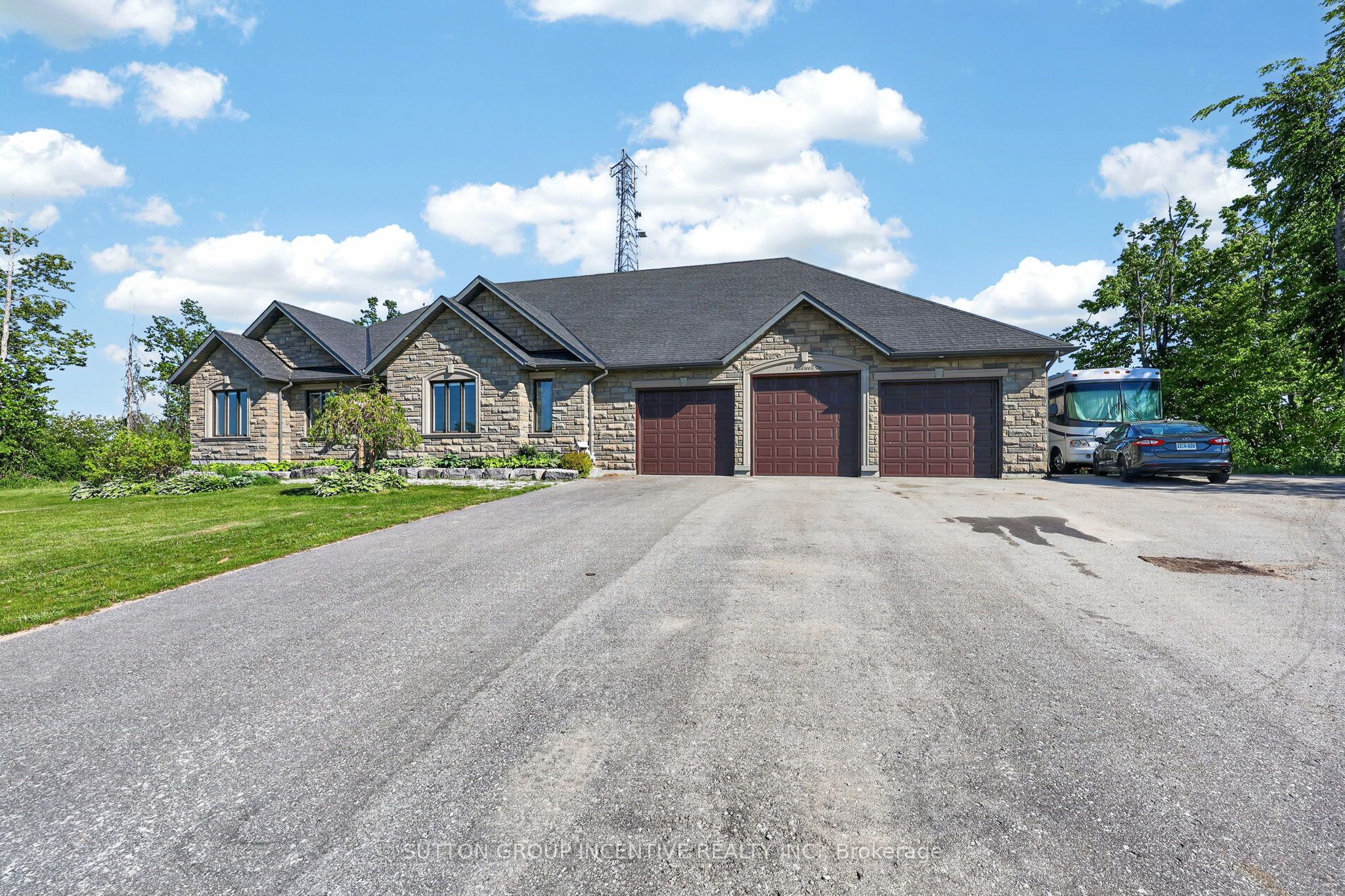 15 Caldwell Drive Property Photo 4